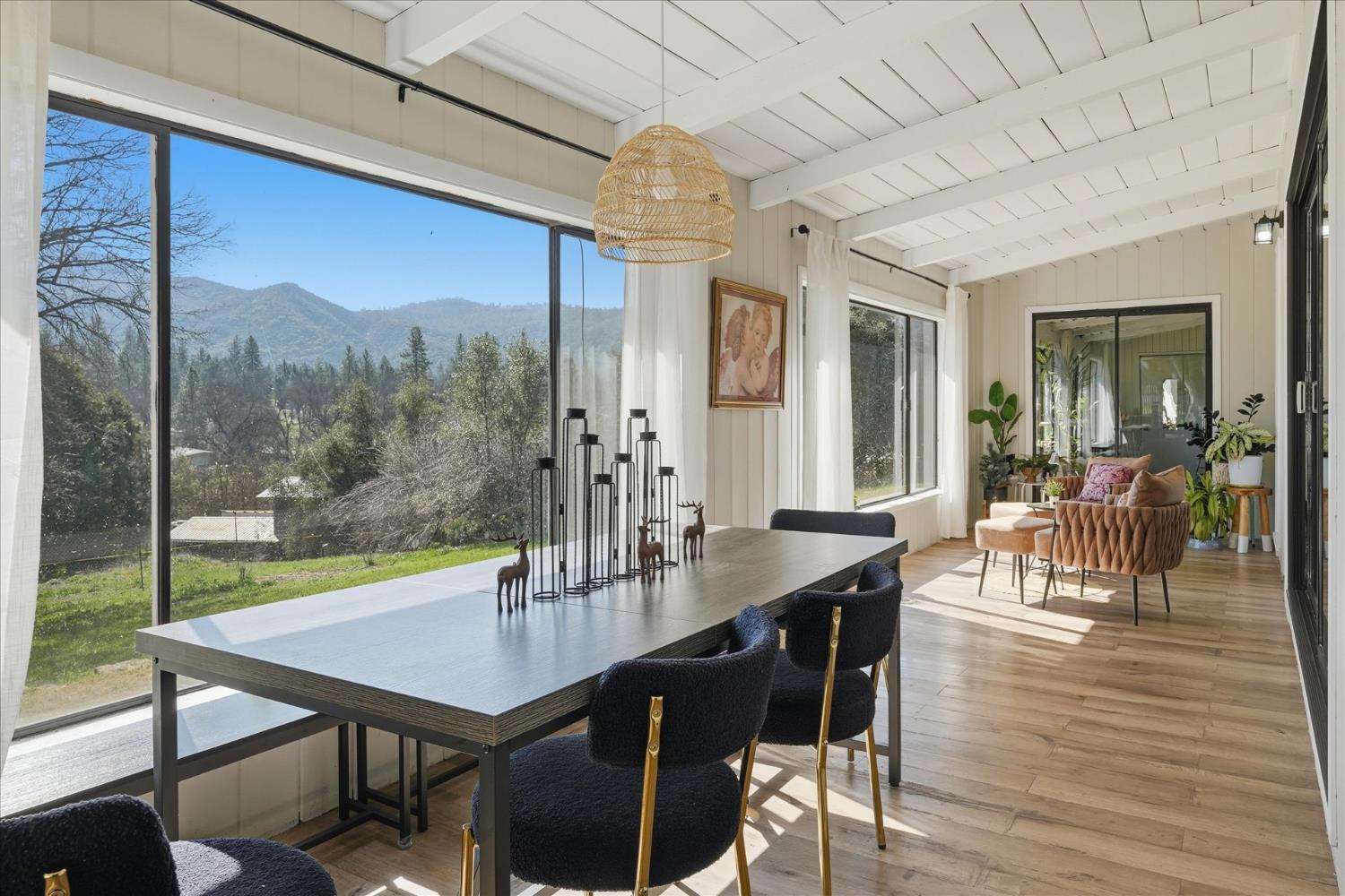 45430 Lauri Ln, Oakhurst, CA 93644