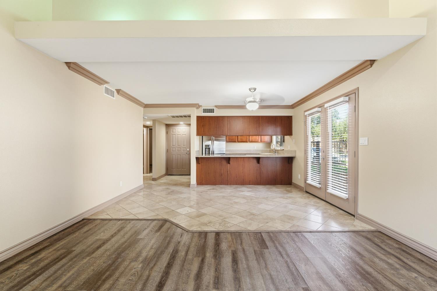 7675 N 1st St #109, Fresno, CA 93720