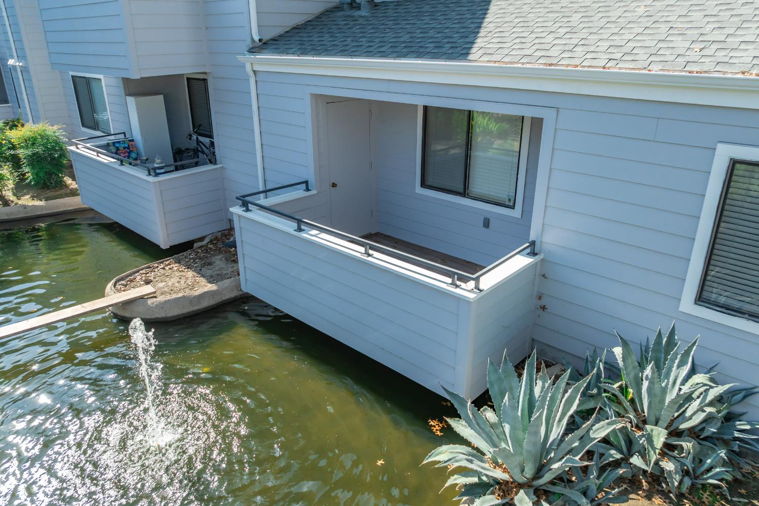 7675 N 1st St #109, Fresno, CA 93720