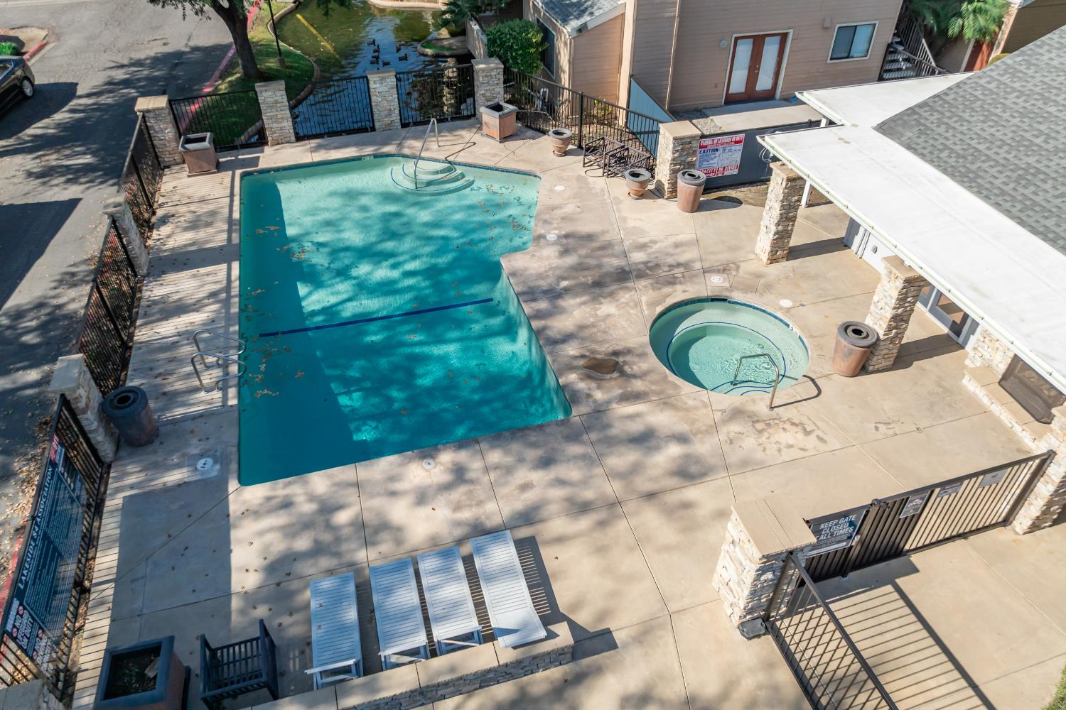 7675 N 1st St #109, Fresno, CA 93720