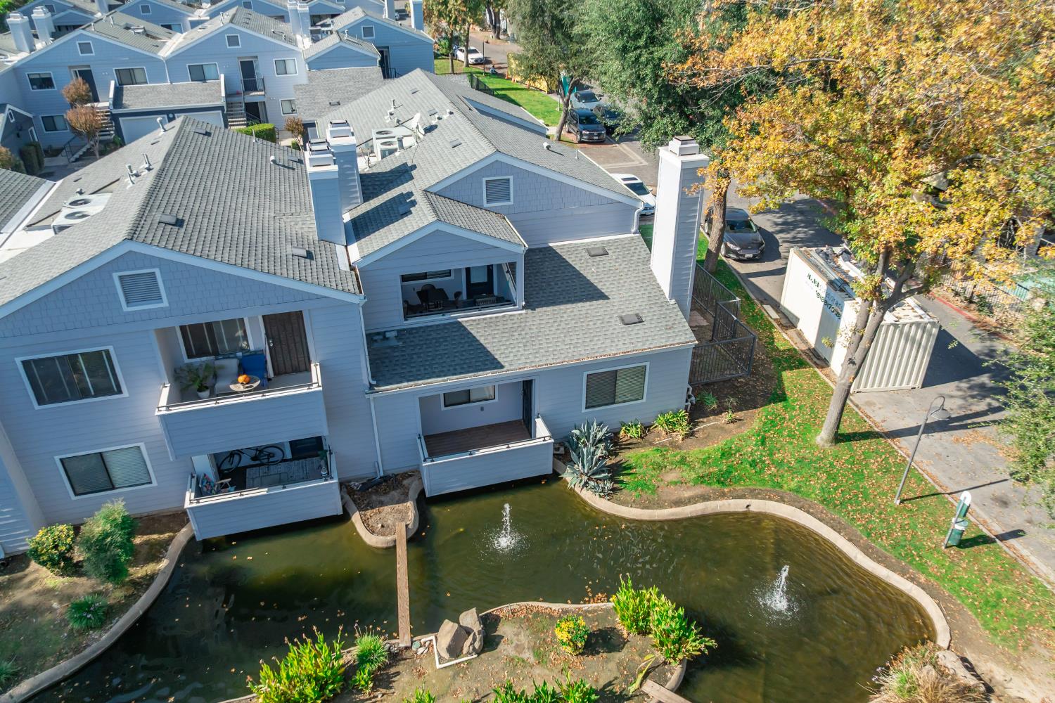 7675 N 1st St #109, Fresno, CA 93720