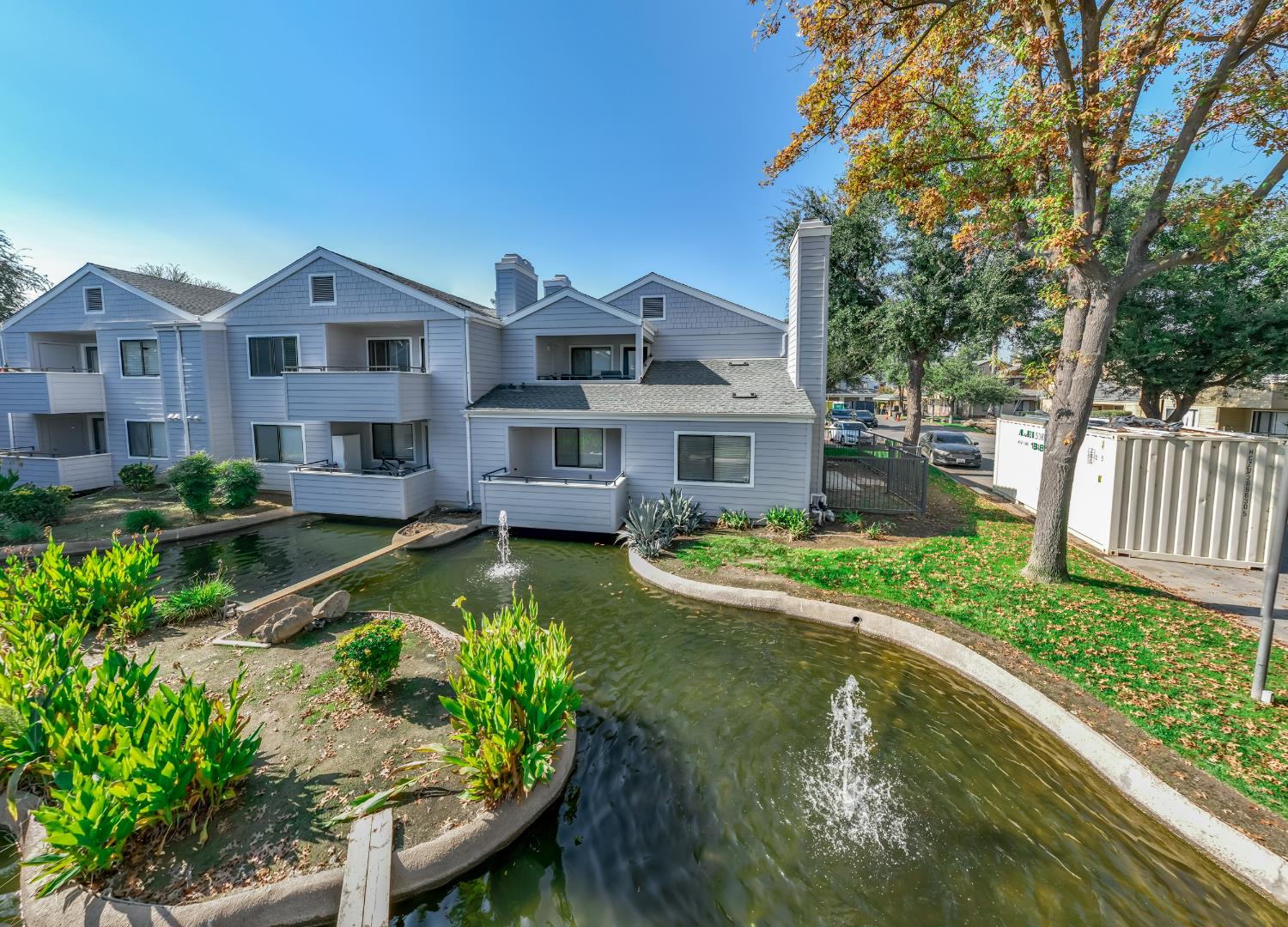 7675 N 1st St #109, Fresno, CA 93720