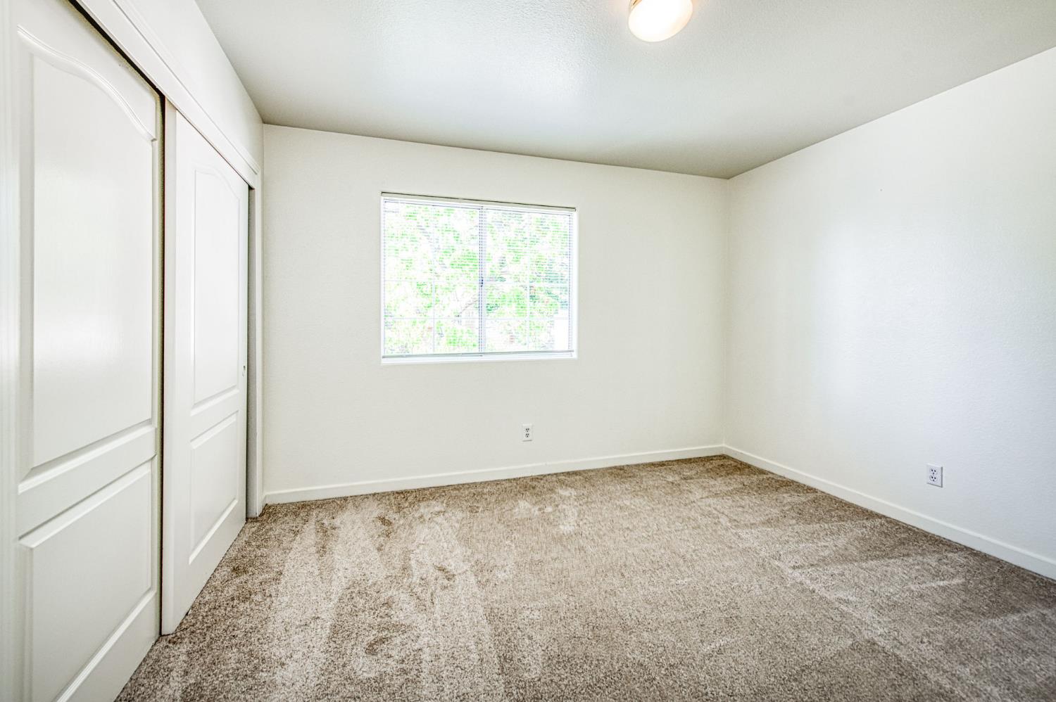 514 E Coral Pointe, Fresno, CA 93730