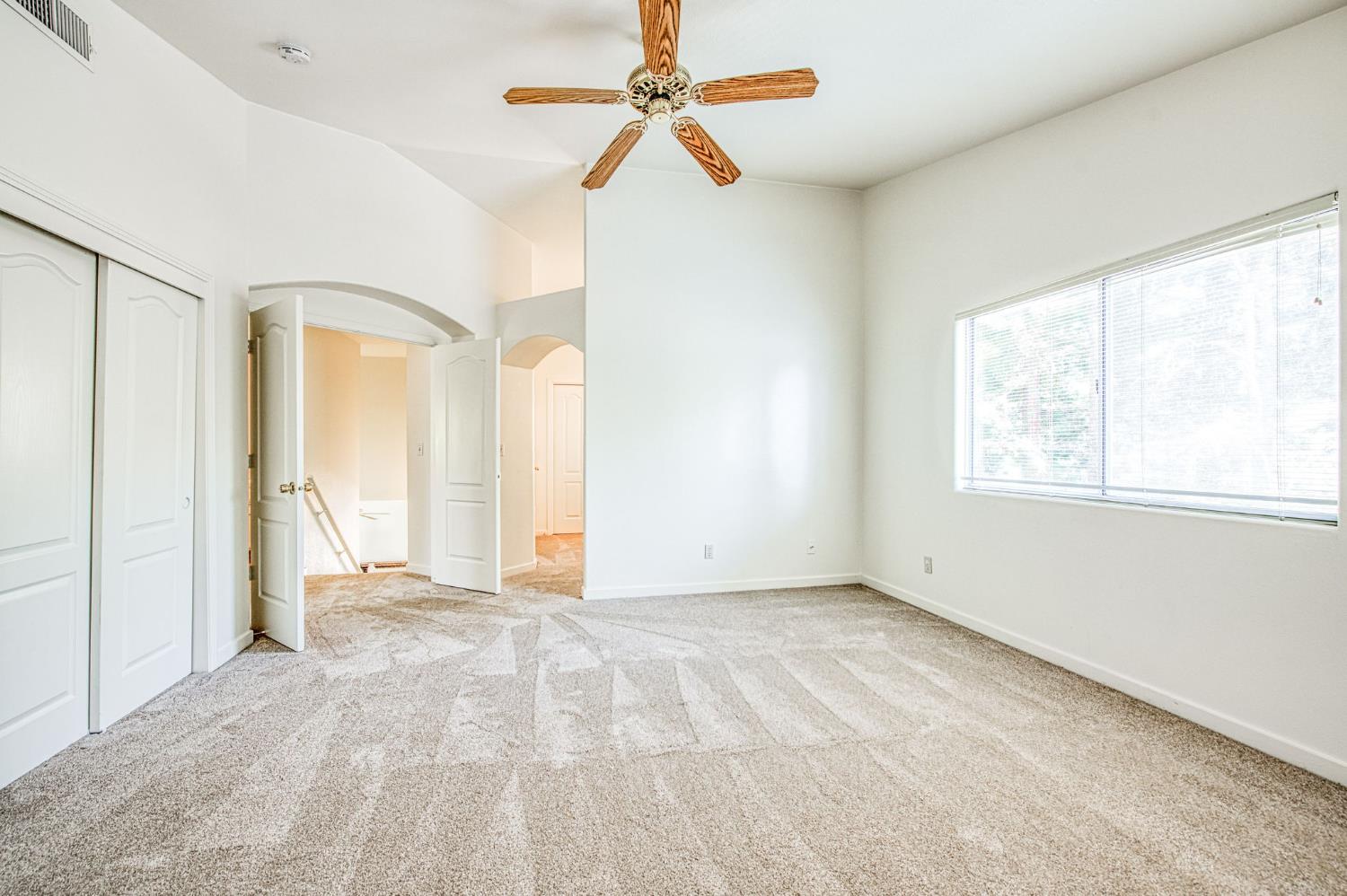 514 E Coral Pointe, Fresno, CA 93730