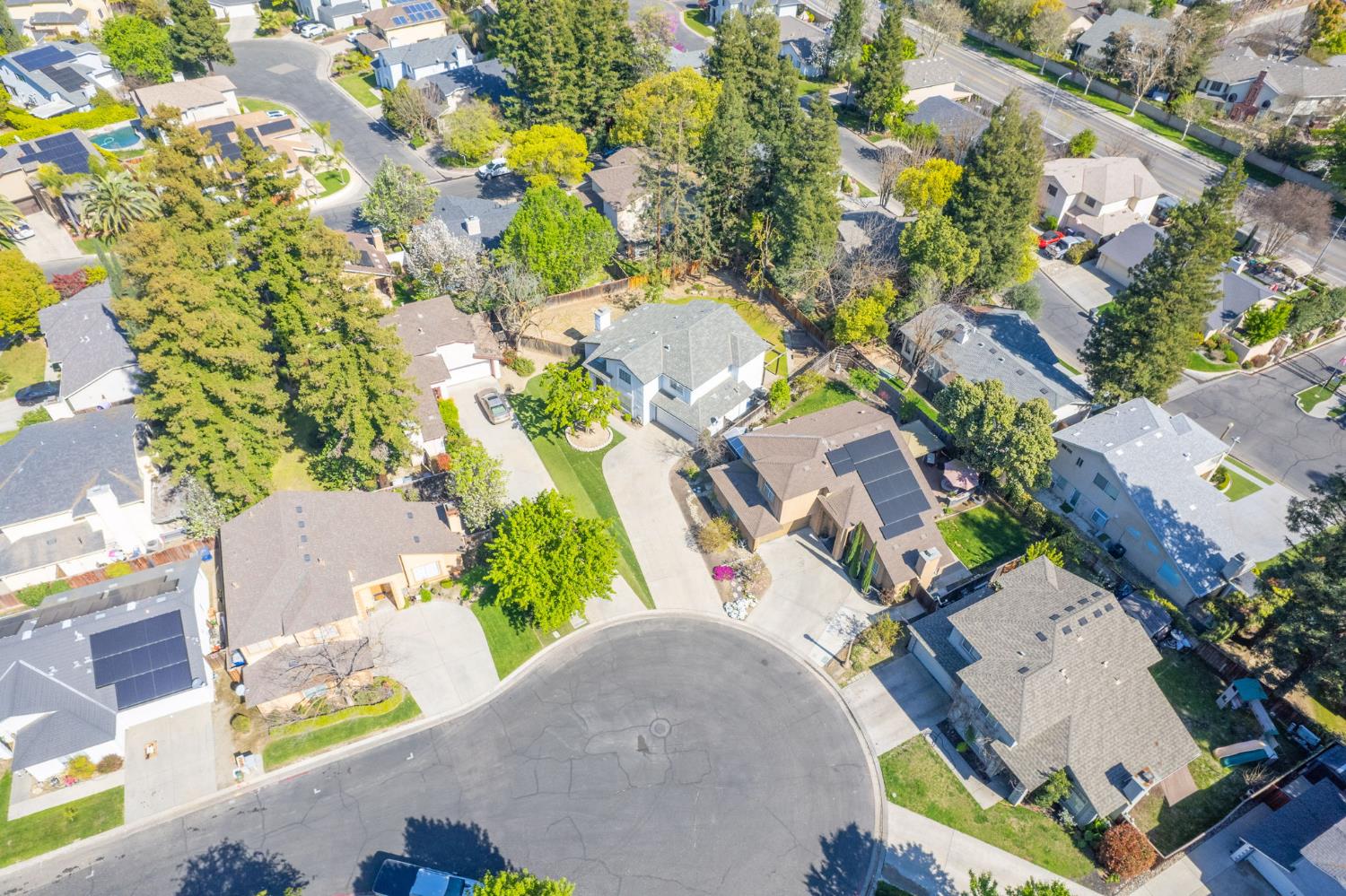 514 E Coral Pointe, Fresno, CA 93730