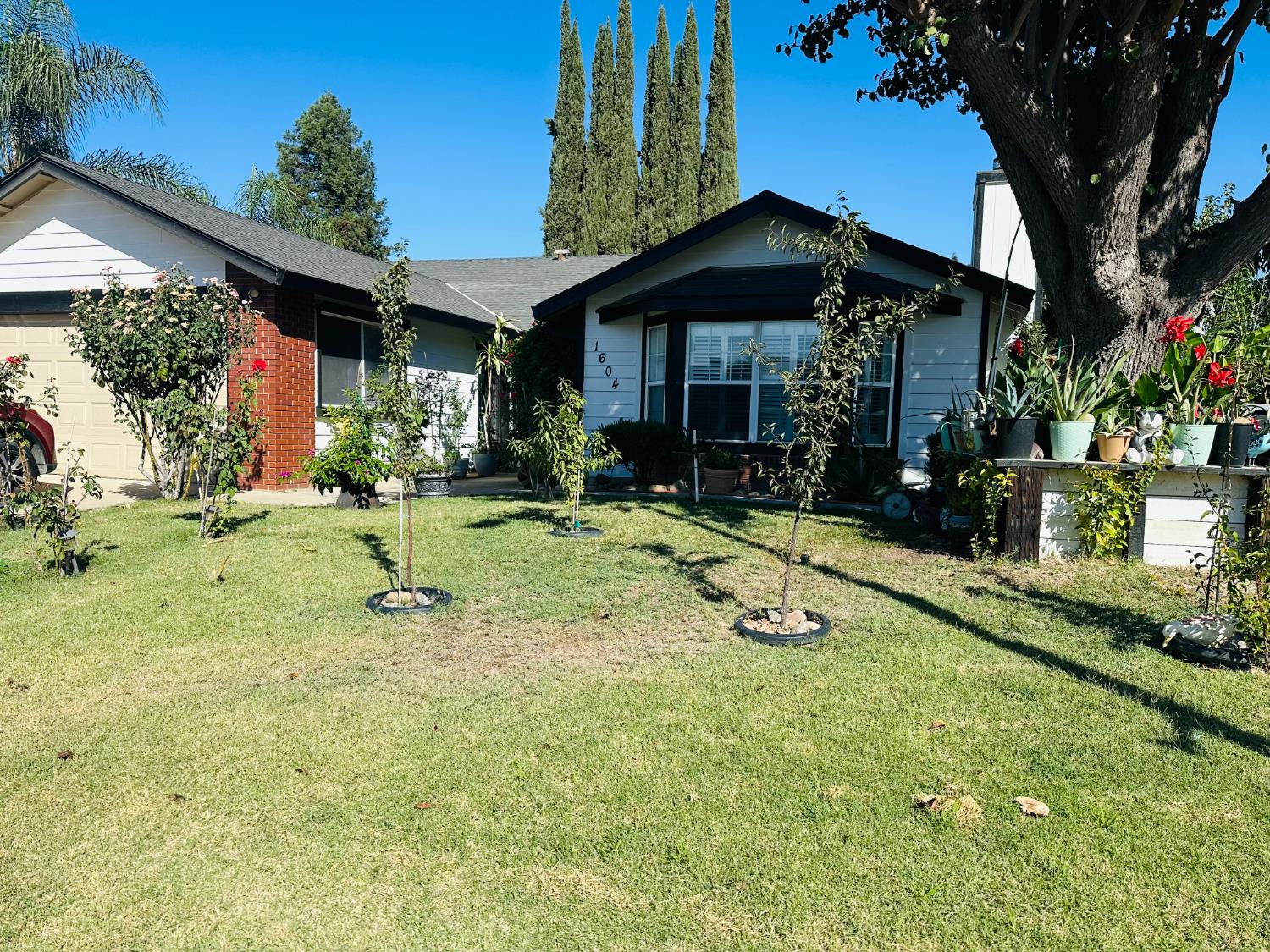 1604 Parkridge Dr, Chowchilla, CA 93610