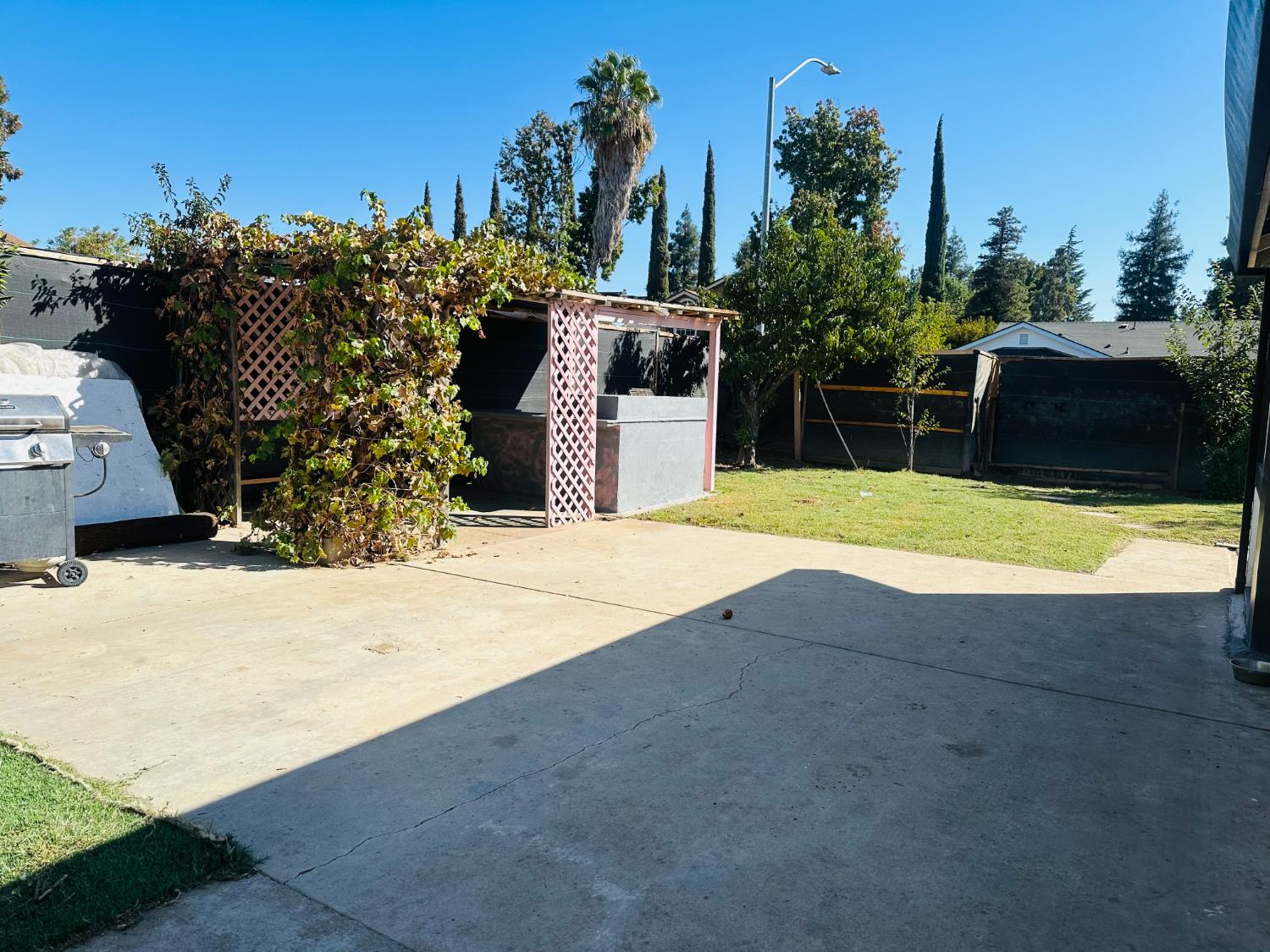 1604 Parkridge Dr, Chowchilla, CA 93610