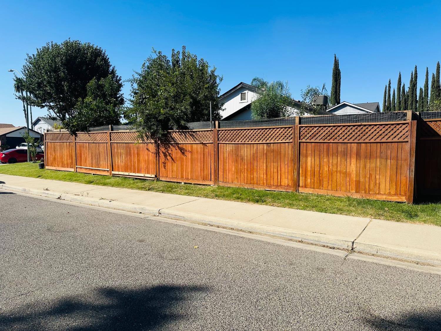 1604 Parkridge Dr, Chowchilla, CA 93610