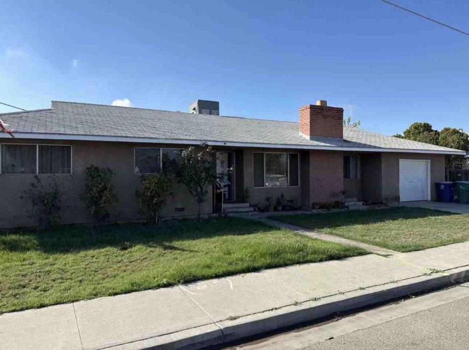 22080 W Nevada Ave, San Joaquin, CA 93660