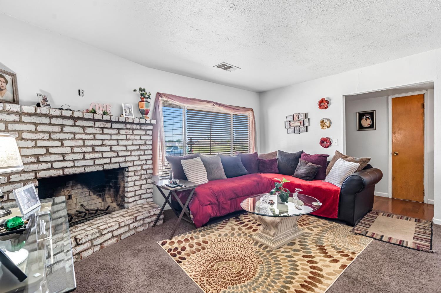 22080 W Nevada Ave, San Joaquin, CA 93660