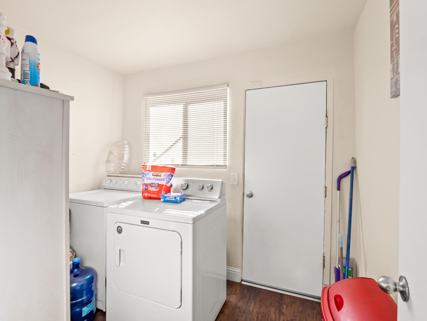 611 N Safford, Fresno, CA 93728