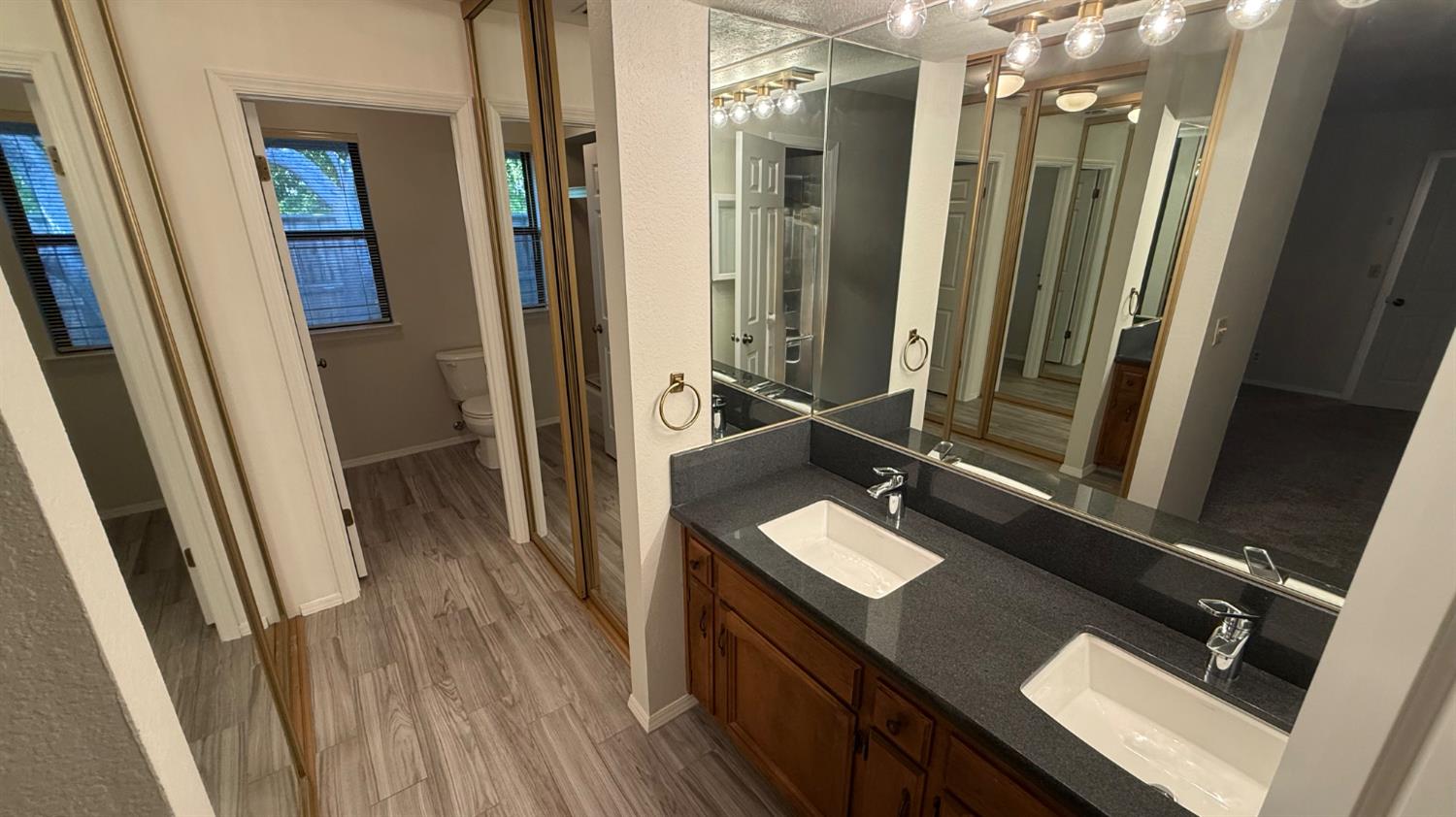 4605 N Glenn Ave, Fresno, CA 93704