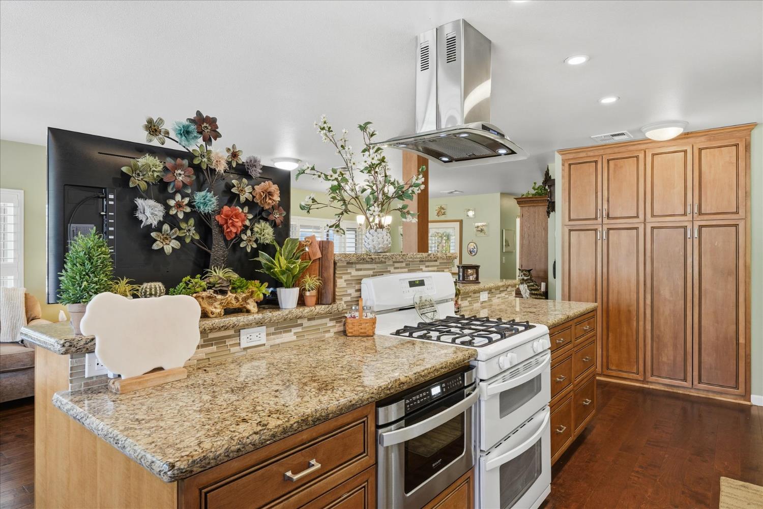 39678 Road 425 B #85, Oakhurst, CA 93644