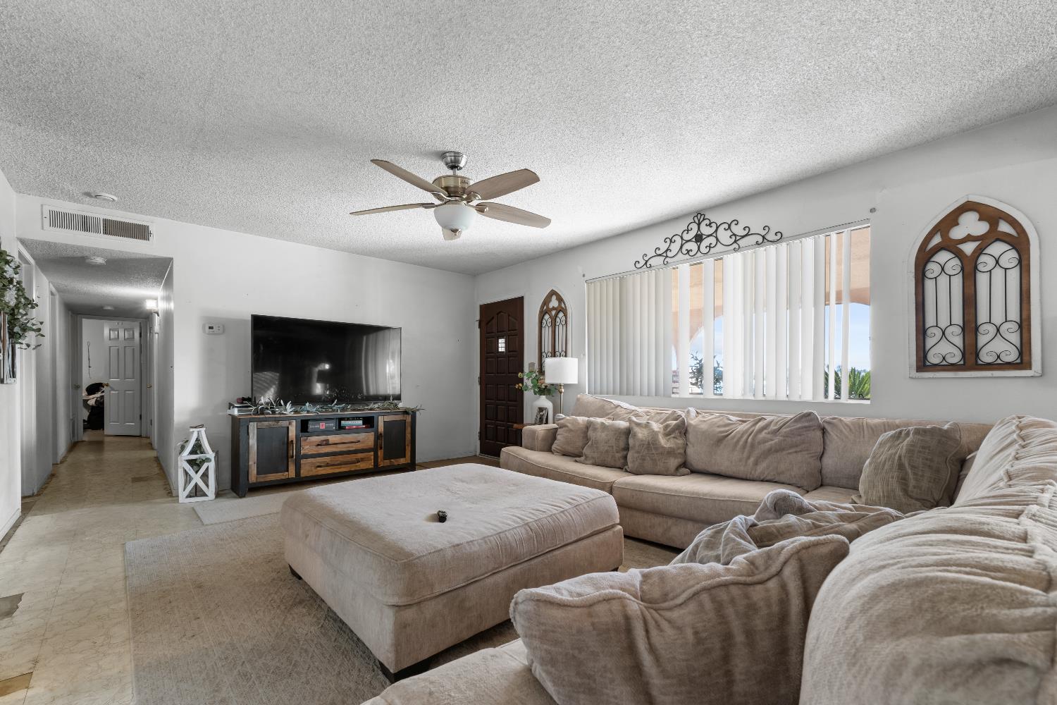 28577 Avenue 14, Madera, CA 93638