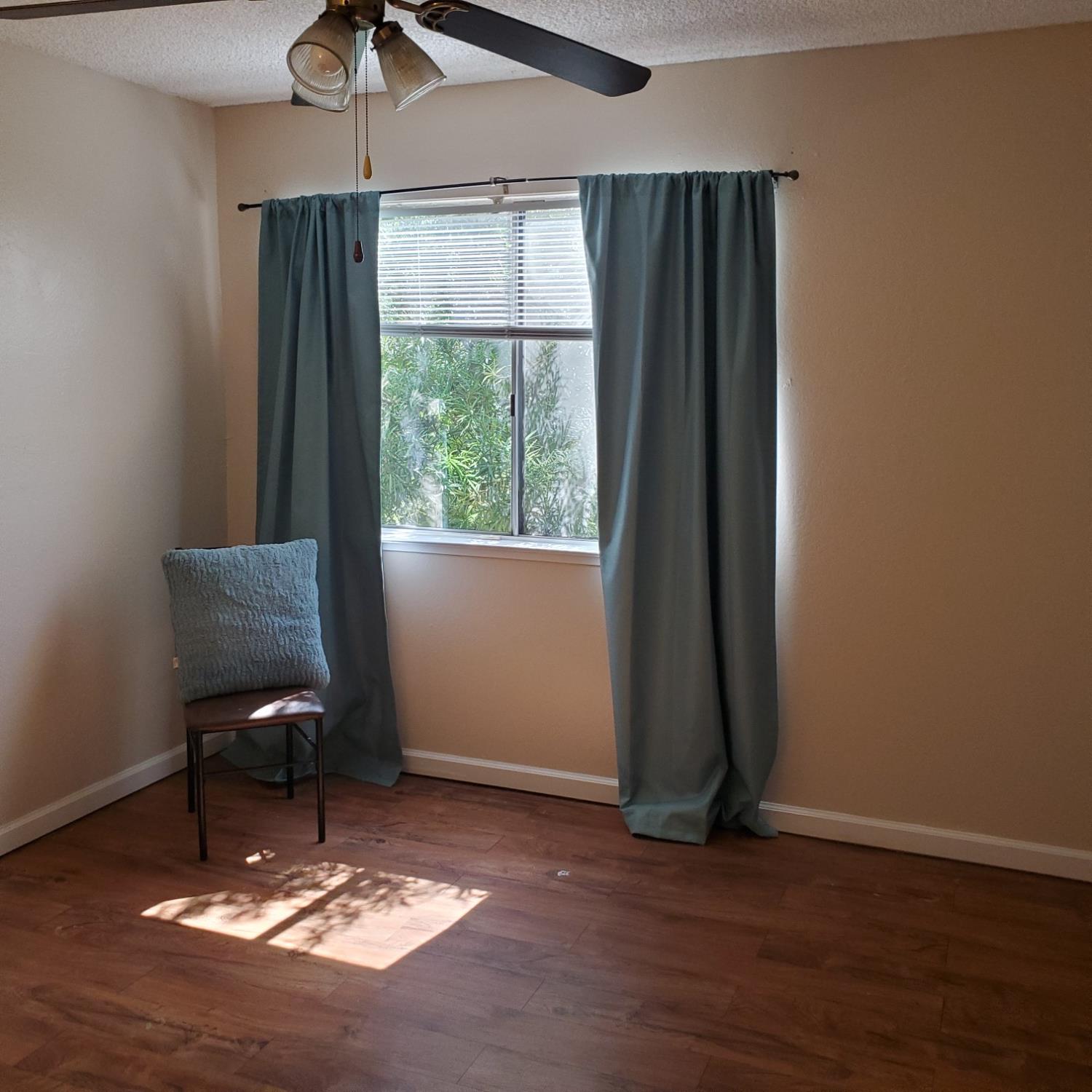 4727 N Cedar Ave #107, Fresno, CA 93726