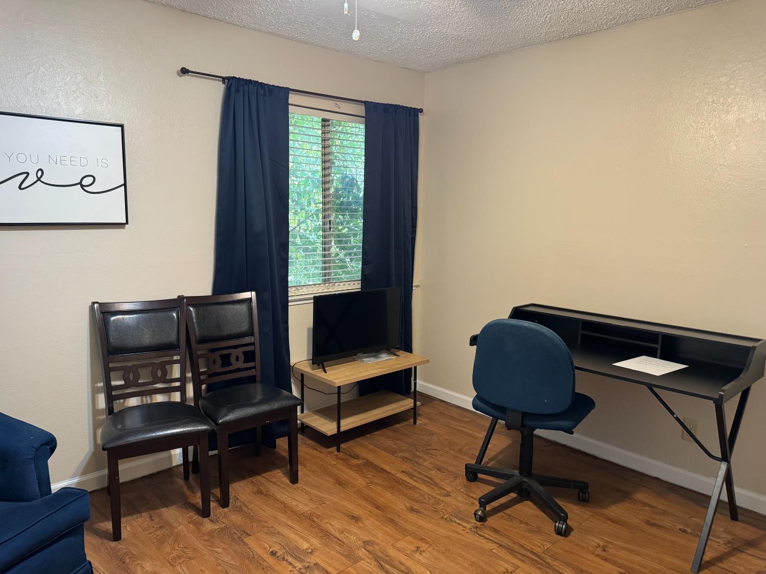 4727 N Cedar Ave #107, Fresno, CA 93726