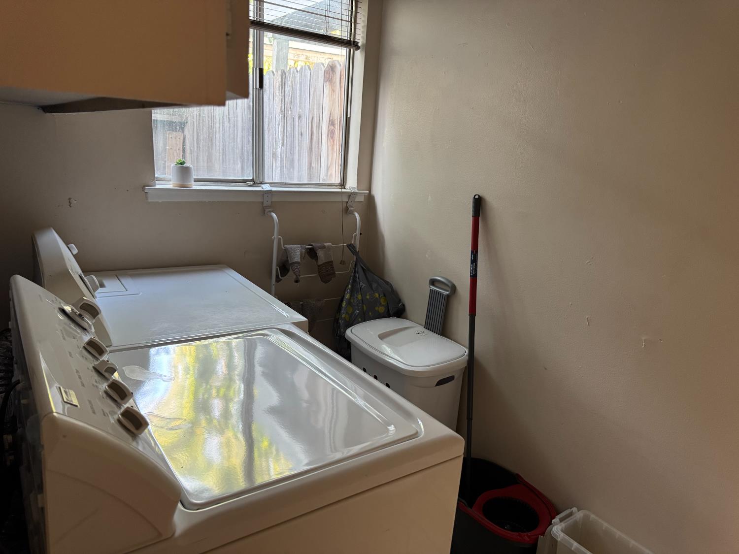 4727 N Cedar Ave #107, Fresno, CA 93726