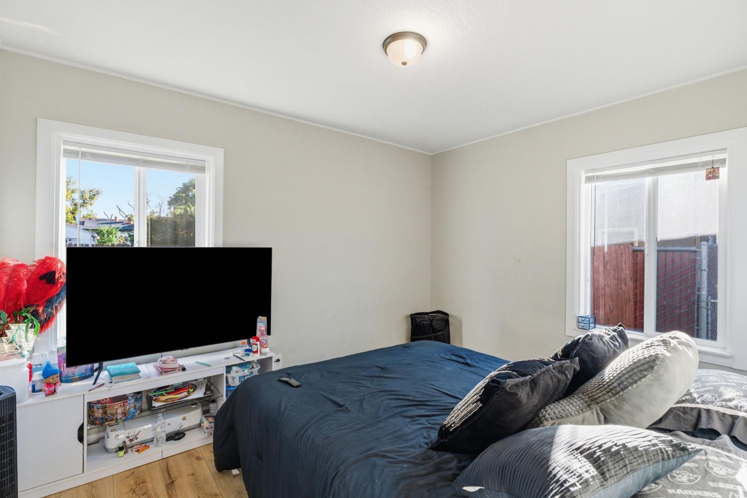 4530 E Mckenzie Ave, Fresno, CA 93702