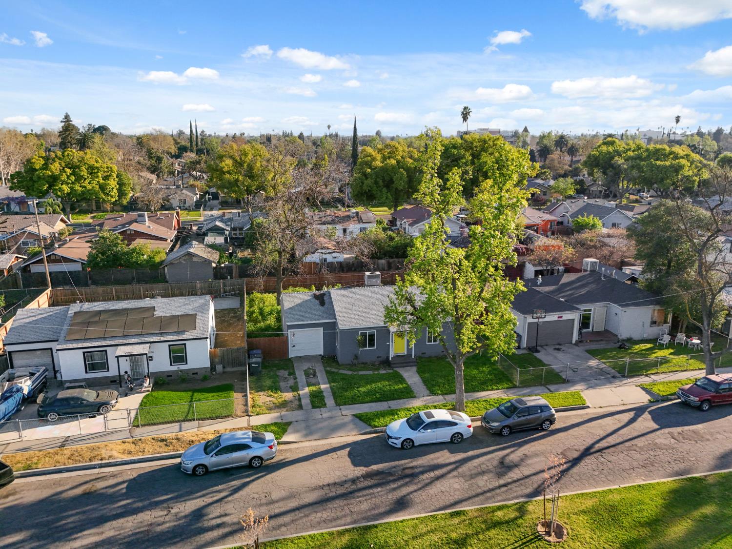 4530 E Mckenzie Ave, Fresno, CA 93702