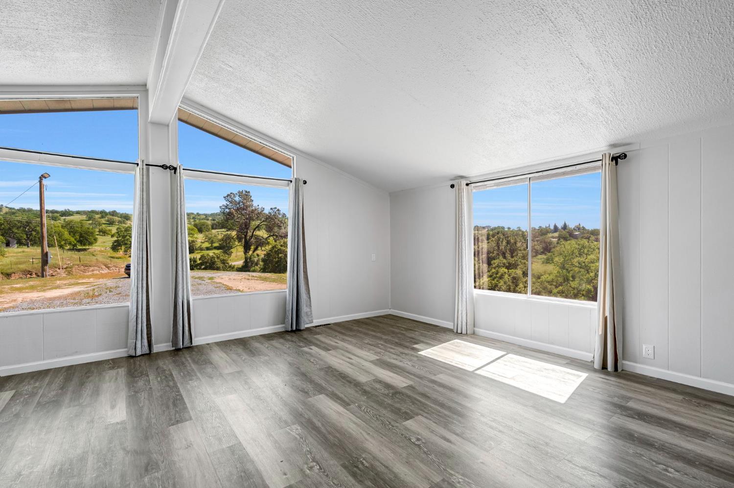 27062 Road 400, Madera, CA 93636