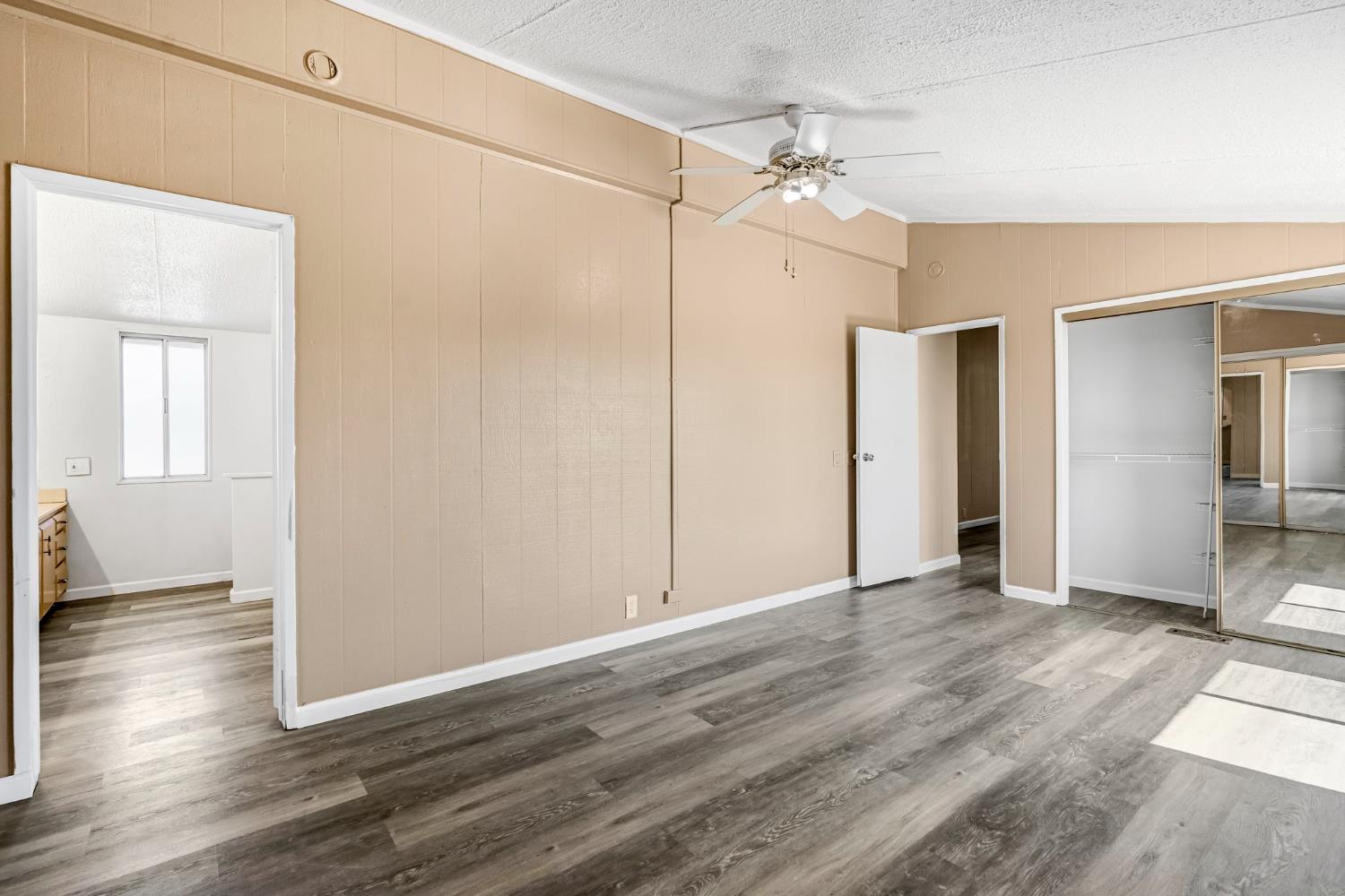 27062 Road 400, Madera, CA 93636