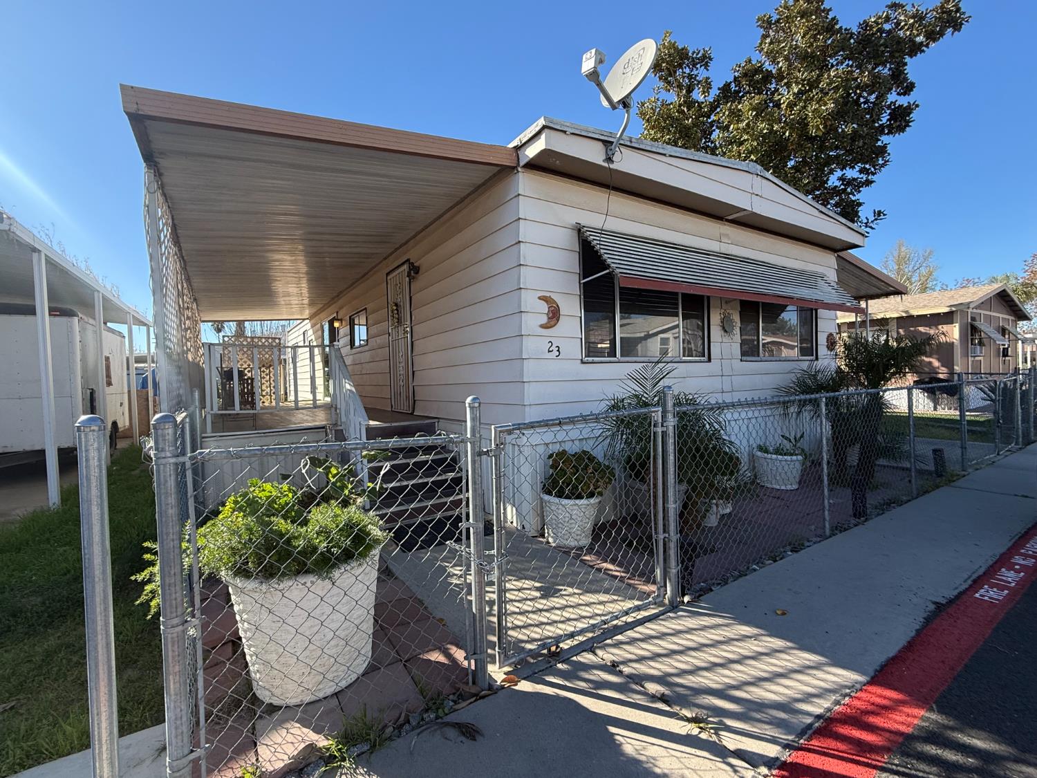 220 S Madera Ave #23, Kerman, CA 93630