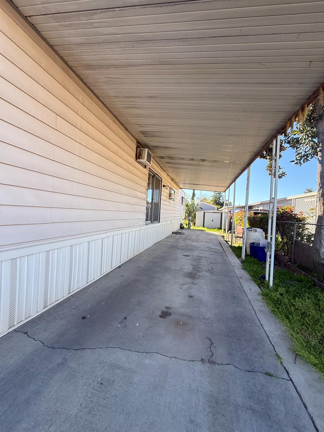 220 S Madera Ave #23, Kerman, CA 93630