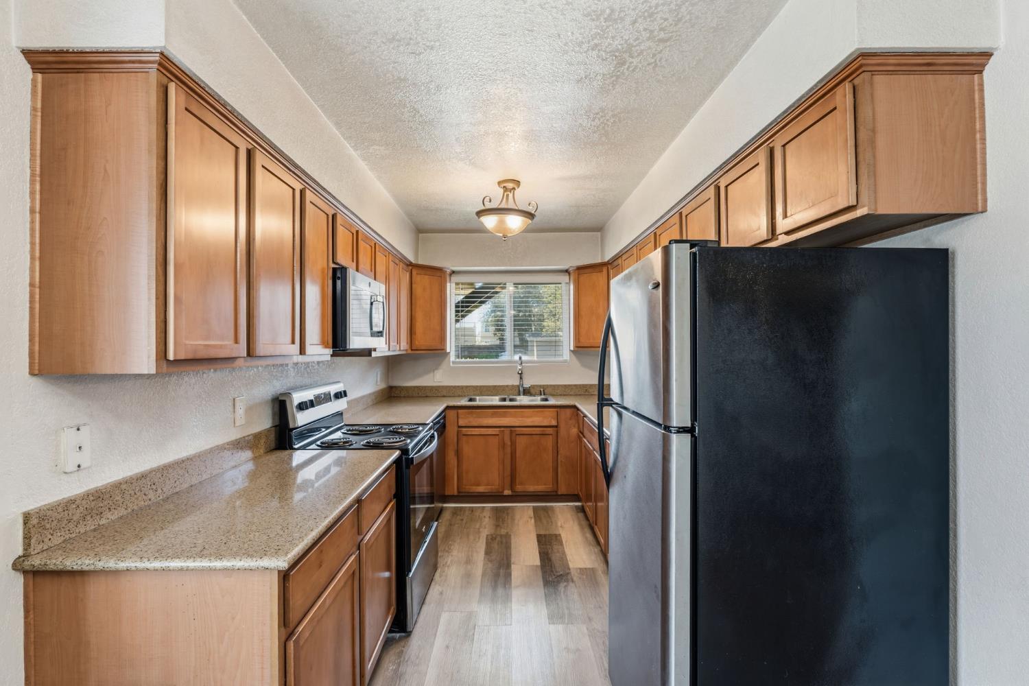 3739 W Bullard Ave #119, Fresno, CA 93711