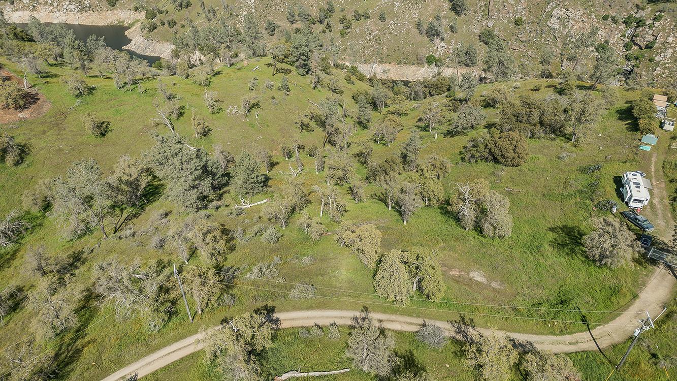 49760 Fine Gold Dr, Friant, CA 93626