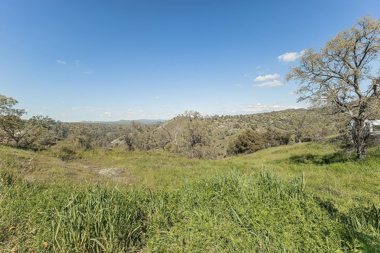 49760 Fine Gold Dr, Friant, CA 93626