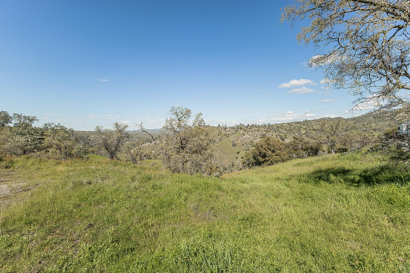 49760 Fine Gold Dr, Friant, CA 93626
