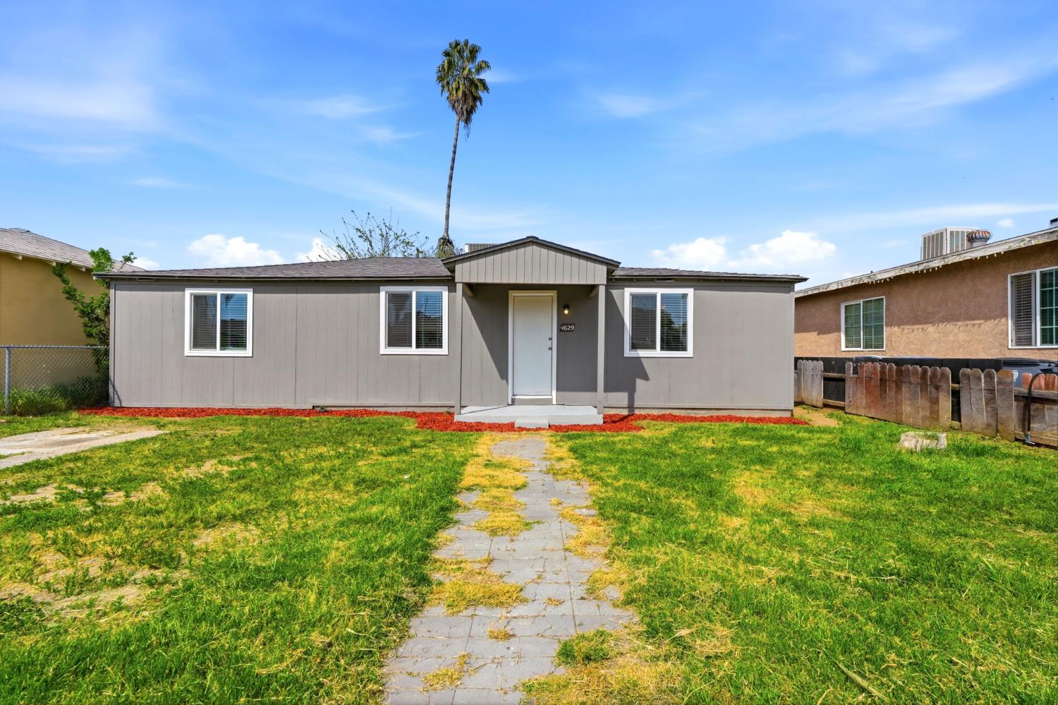 4629 E Alta Ave, Fresno, CA 93702