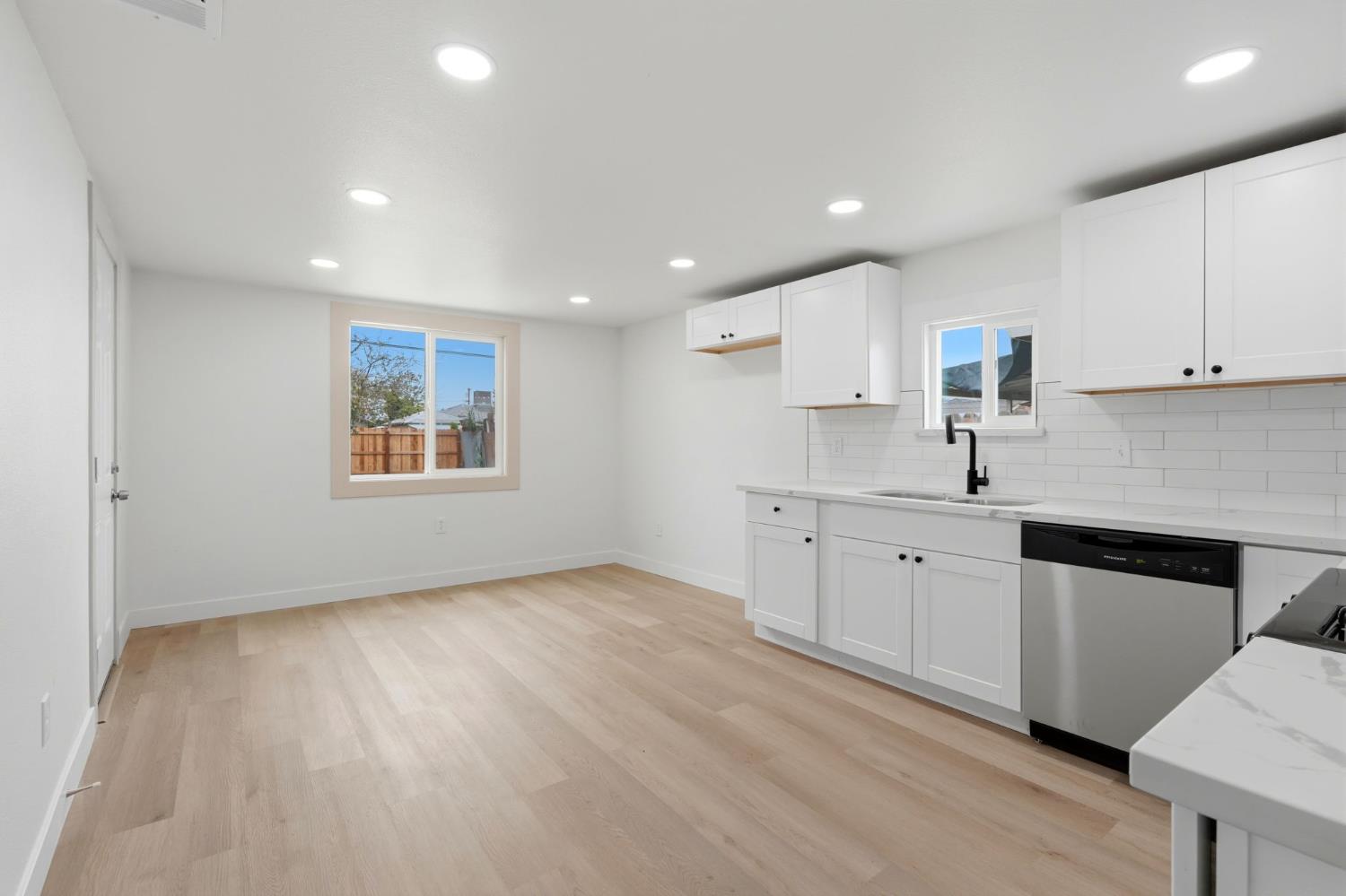 4629 E Alta Ave, Fresno, CA 93702