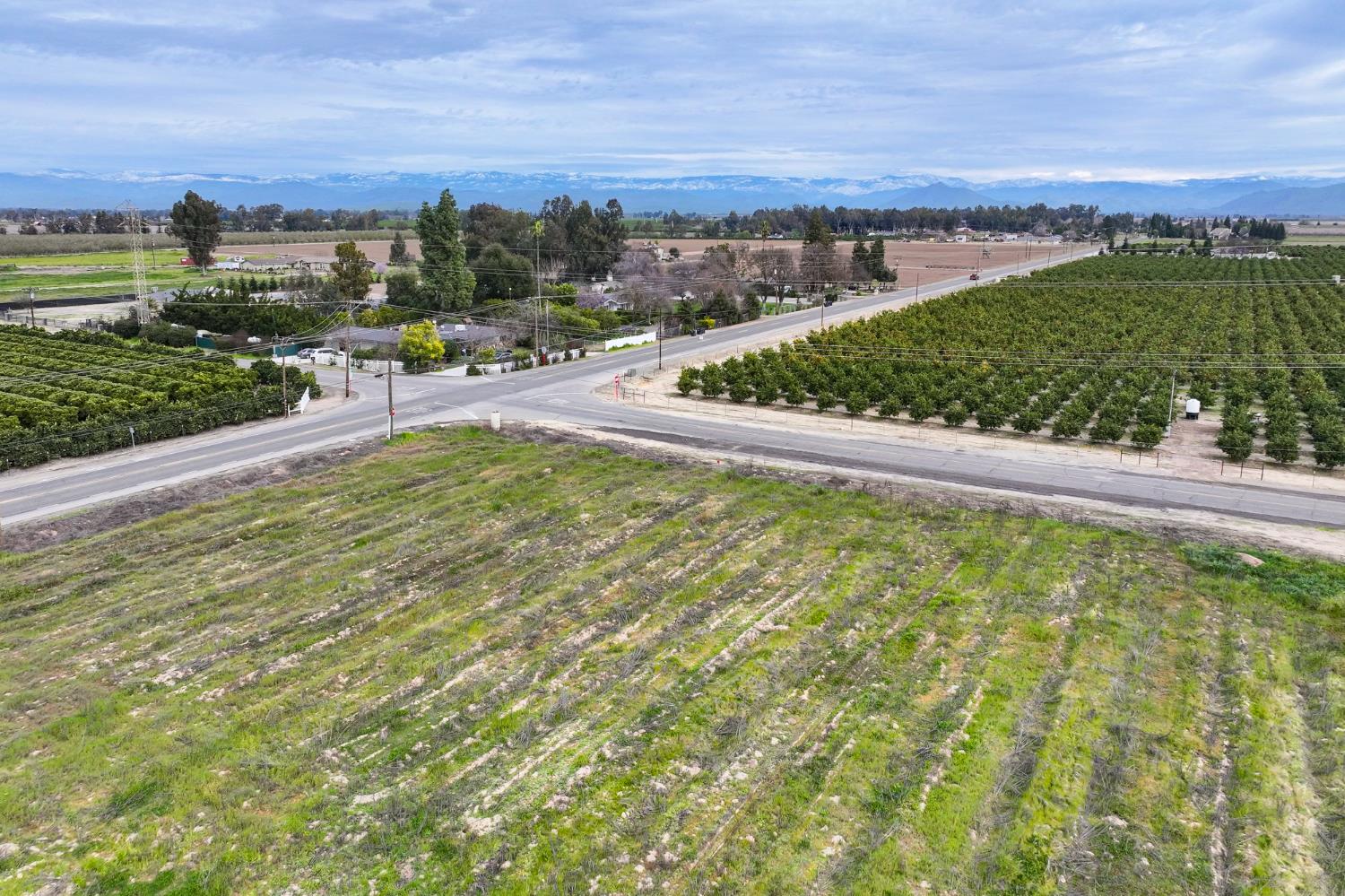 10847 E Belmont Ave, Sanger, CA 93657