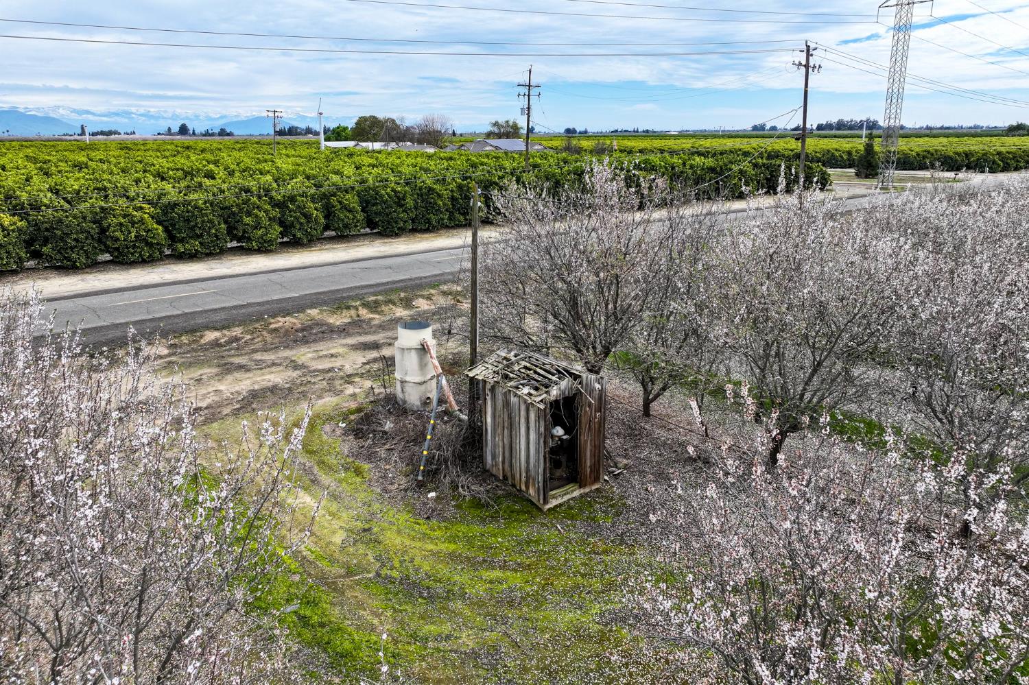 10847 E Belmont Ave, Sanger, CA 93657