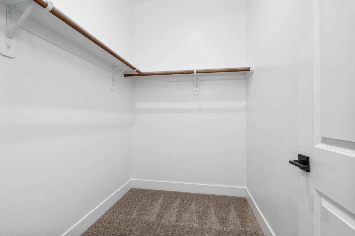 8388 Iron Creek Dr, Friant, CA 93626