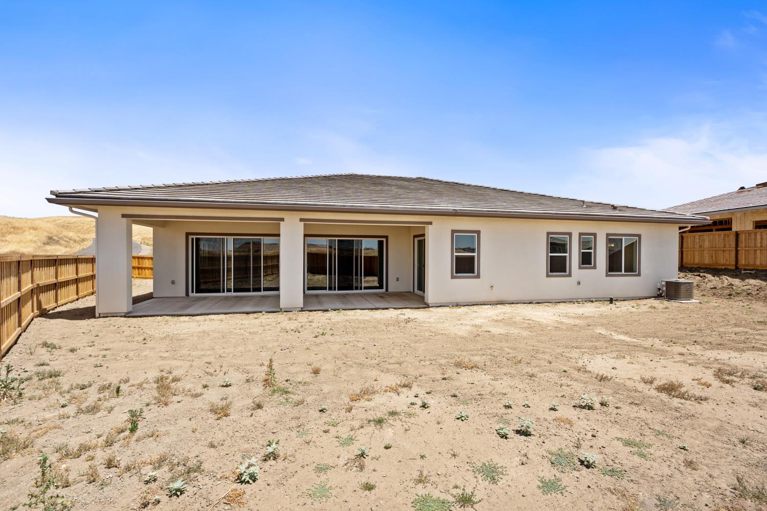 8388 Iron Creek Dr, Friant, CA 93626