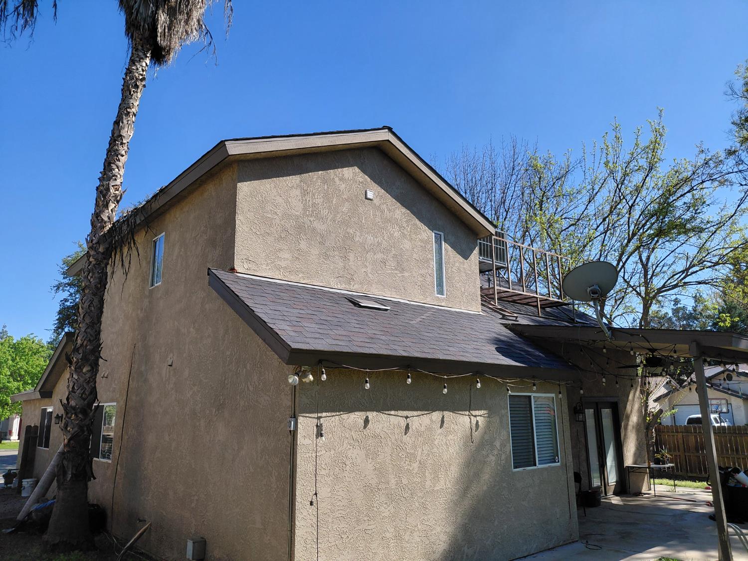 9567 N Barton Ave, Fresno, CA 93720