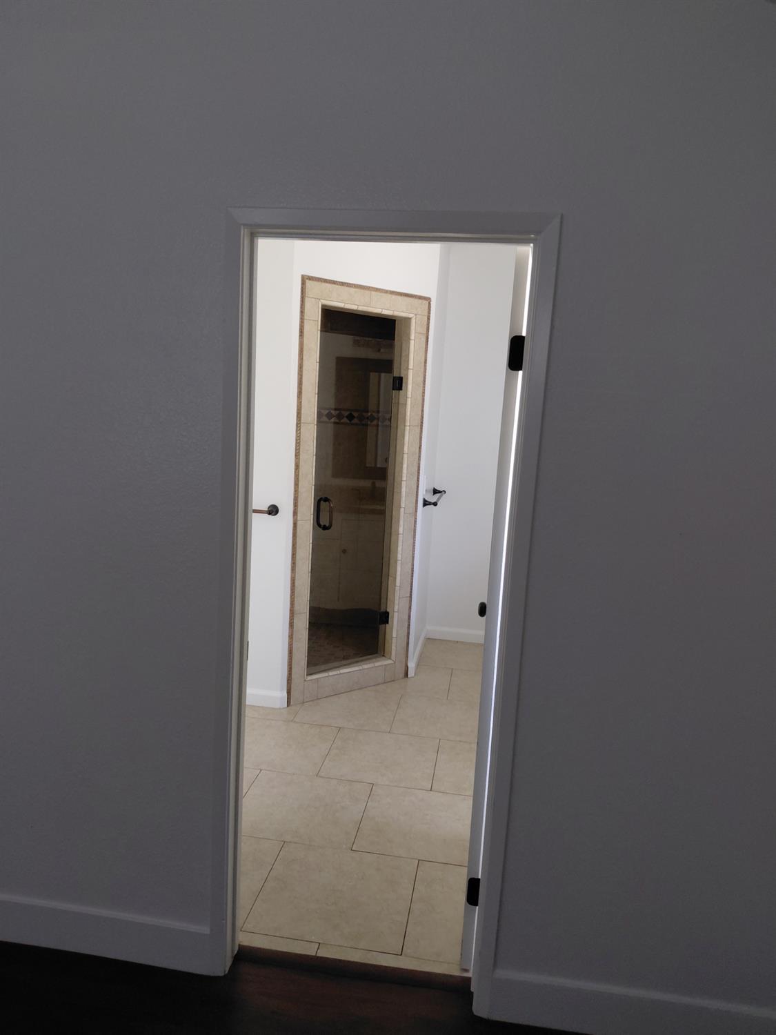 9567 N Barton Ave, Fresno, CA 93720