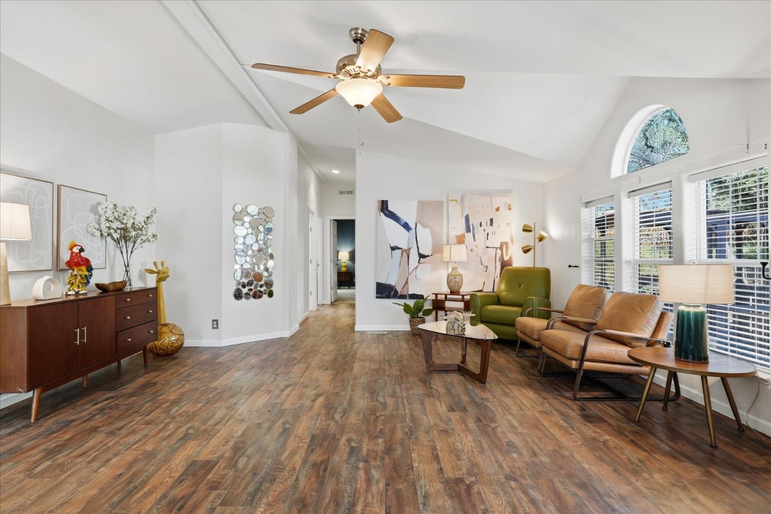 43555 Highway 41 #A-15, Oakhurst, CA 93644