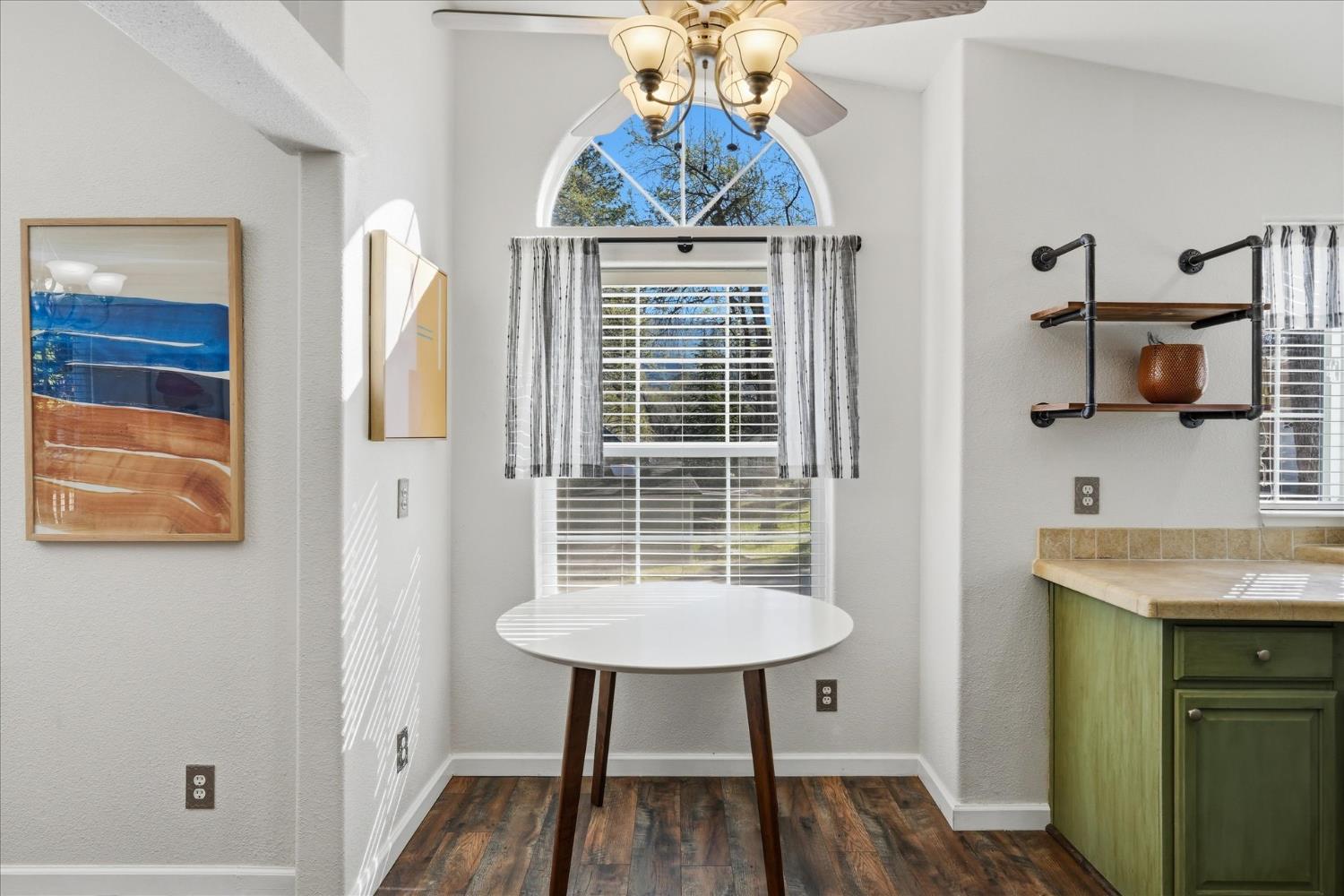 43555 Highway 41 #A-15, Oakhurst, CA 93644