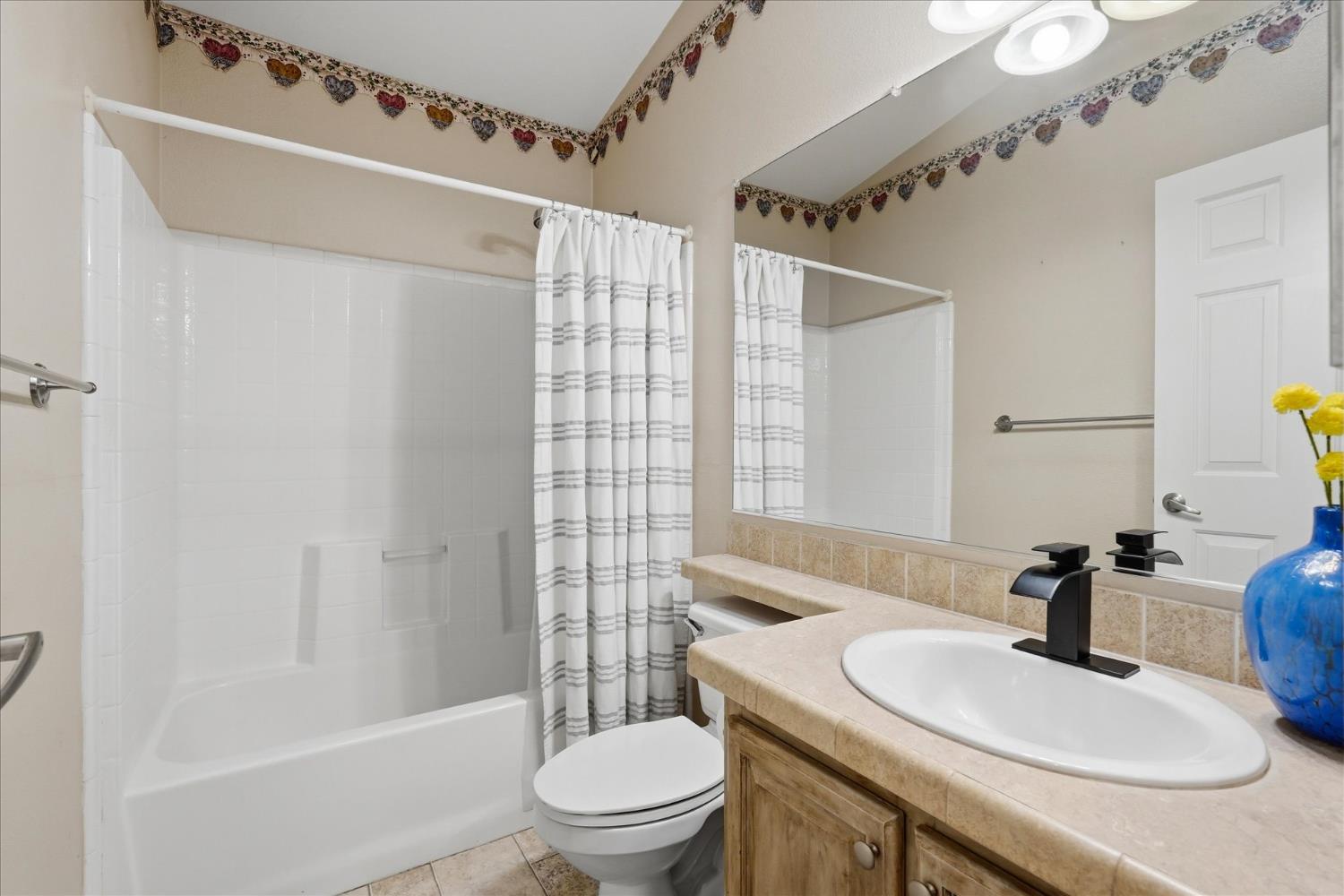 43555 Highway 41 #A-15, Oakhurst, CA 93644