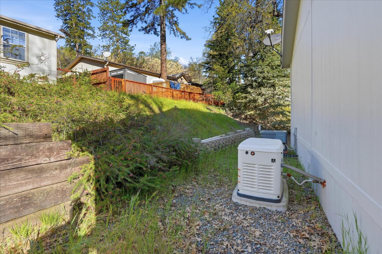 43555 Highway 41 #A-15, Oakhurst, CA 93644