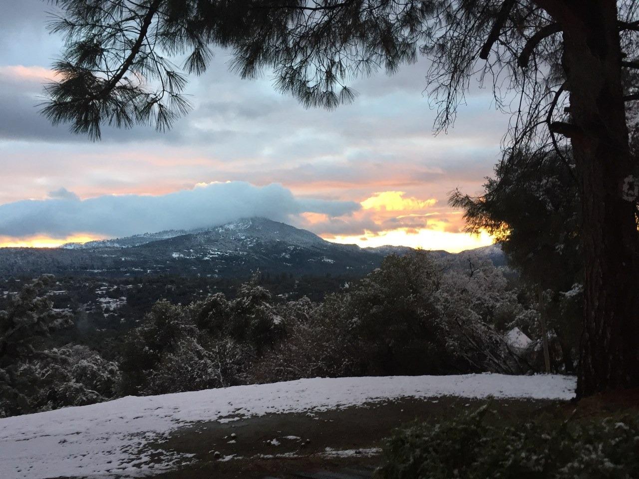 39406 John West Rd, Oakhurst, CA 93644