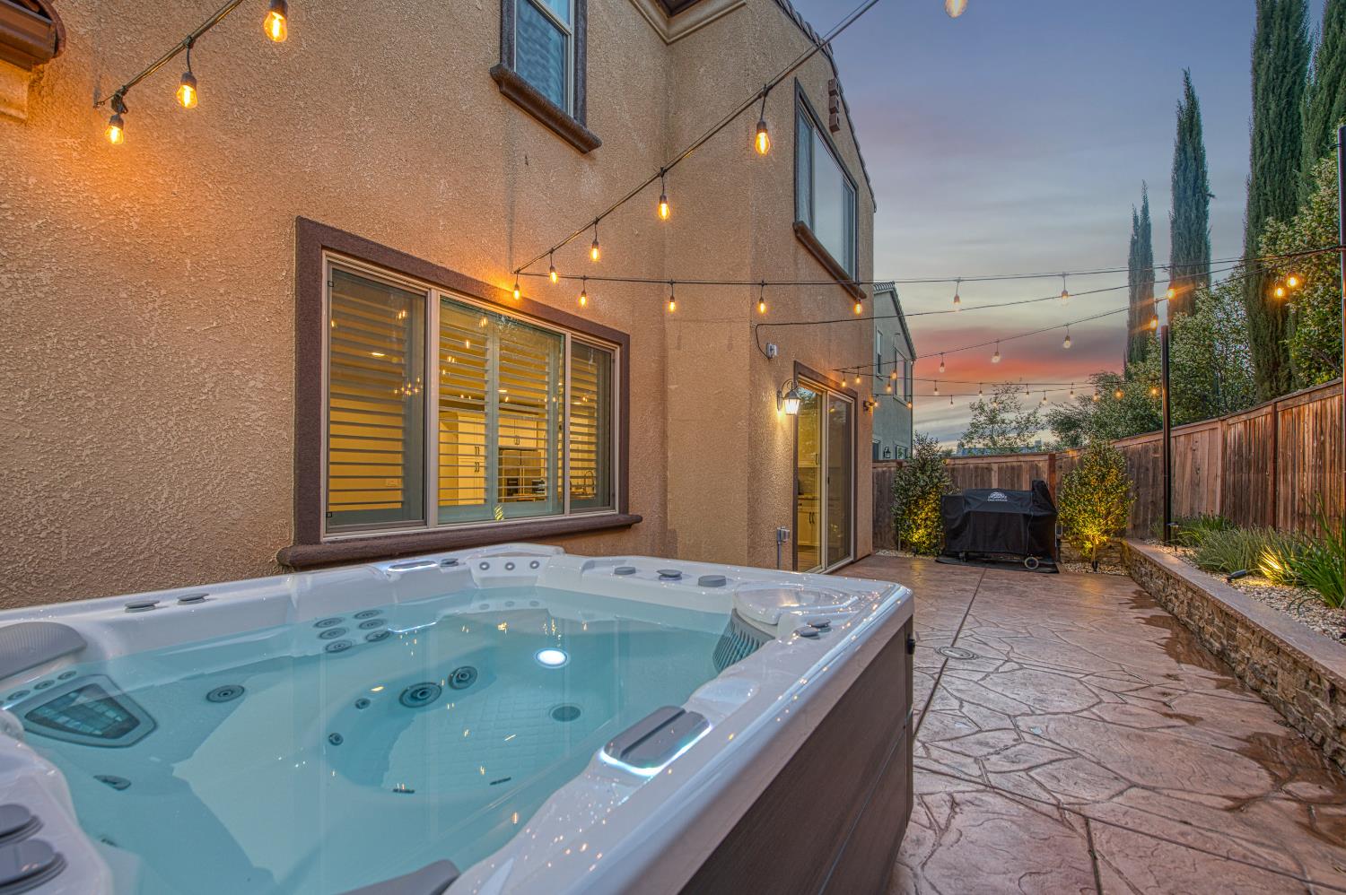 4435 Horizon Dr, Madera, CA 93636