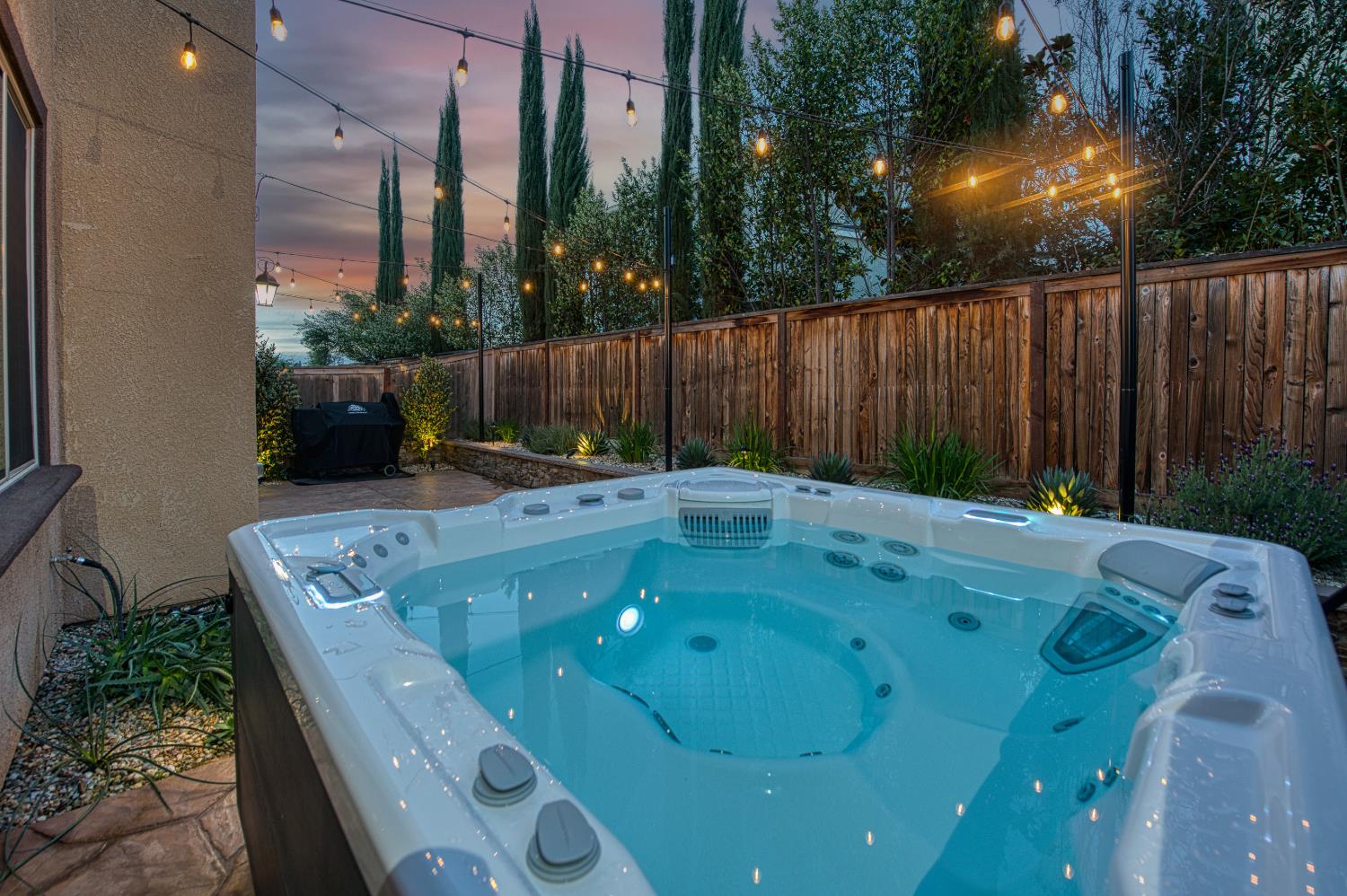 4435 Horizon Dr, Madera, CA 93636