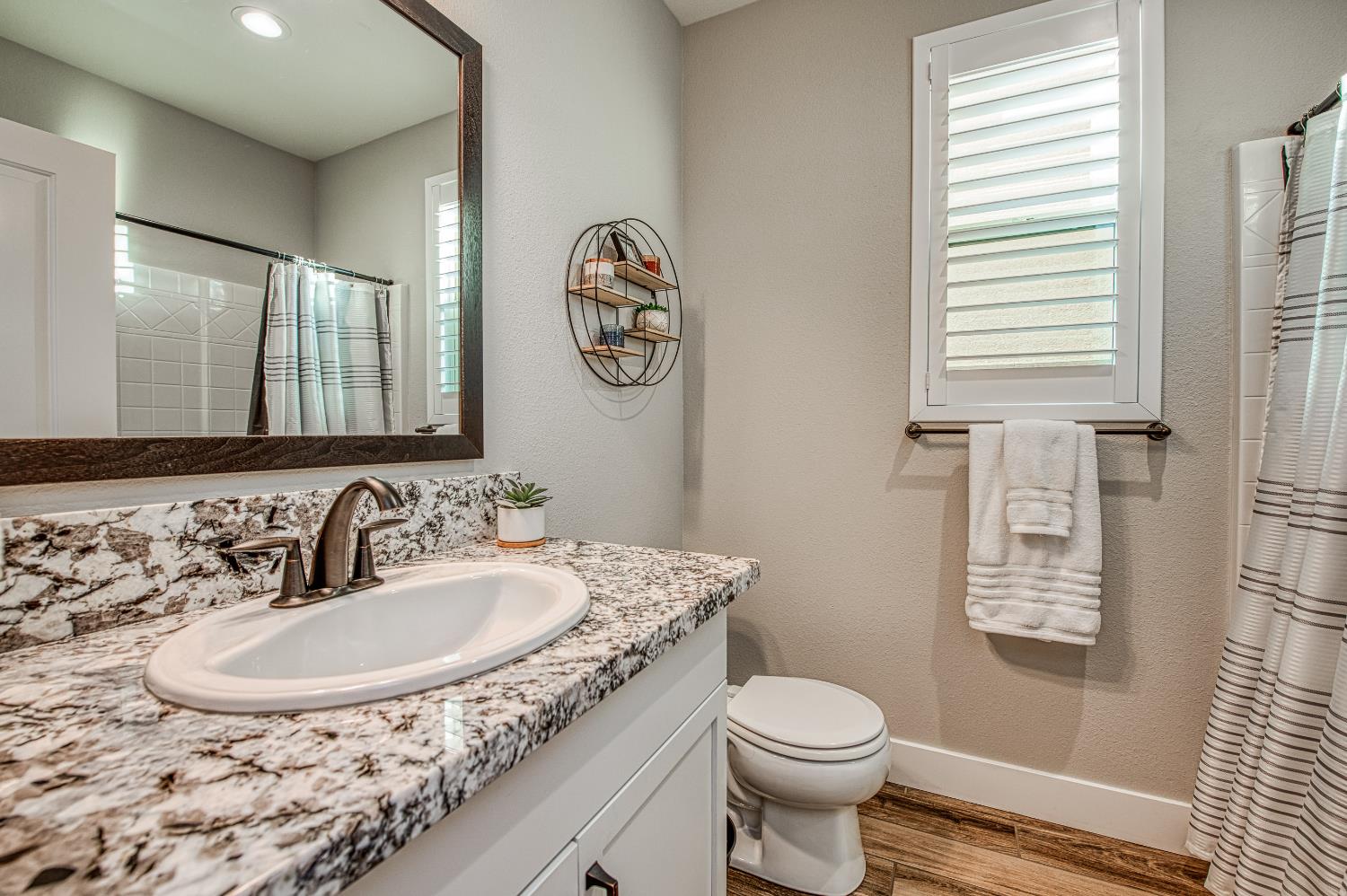 4435 Horizon Dr, Madera, CA 93636