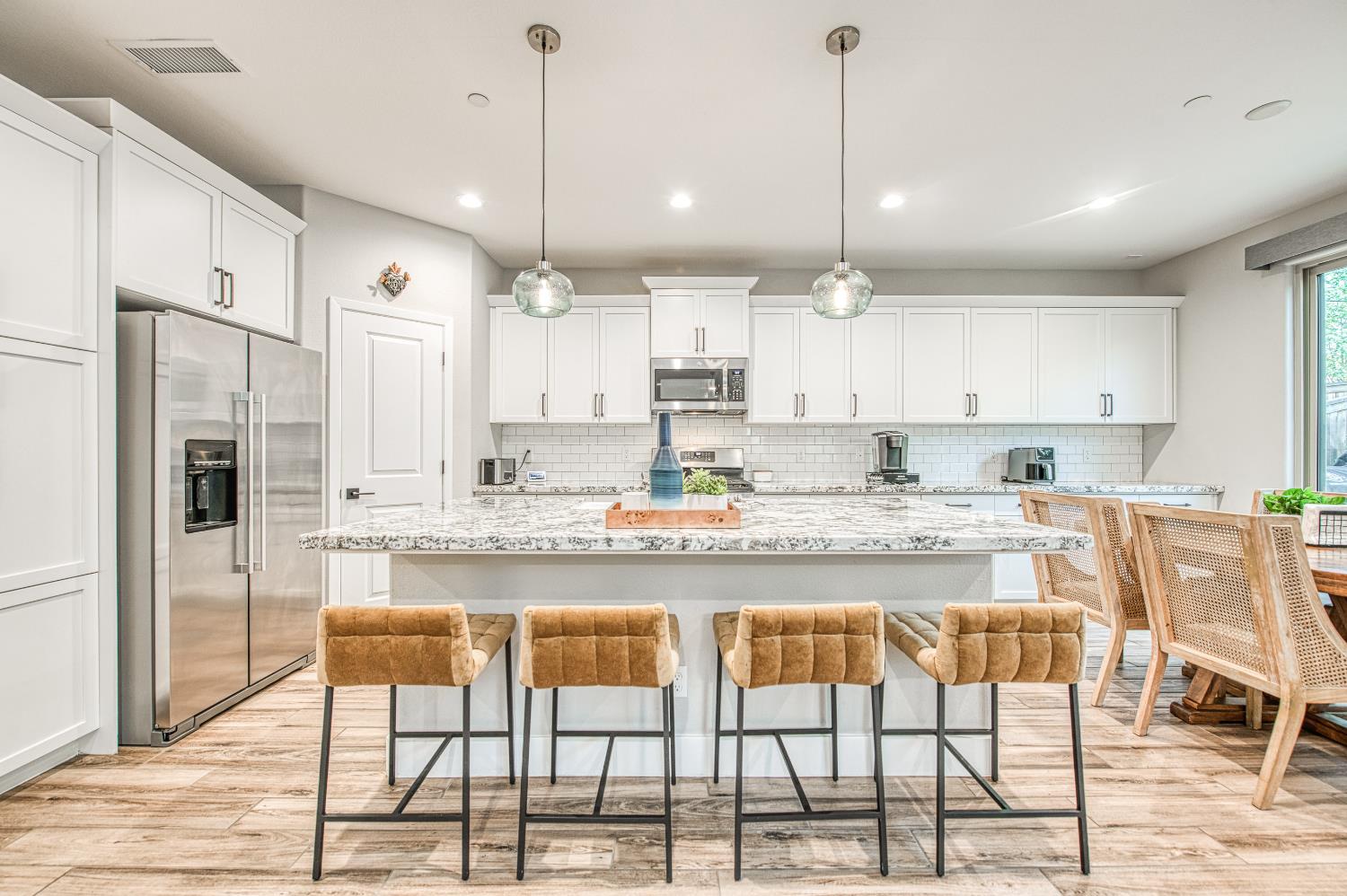 4435 Horizon Dr, Madera, CA 93636