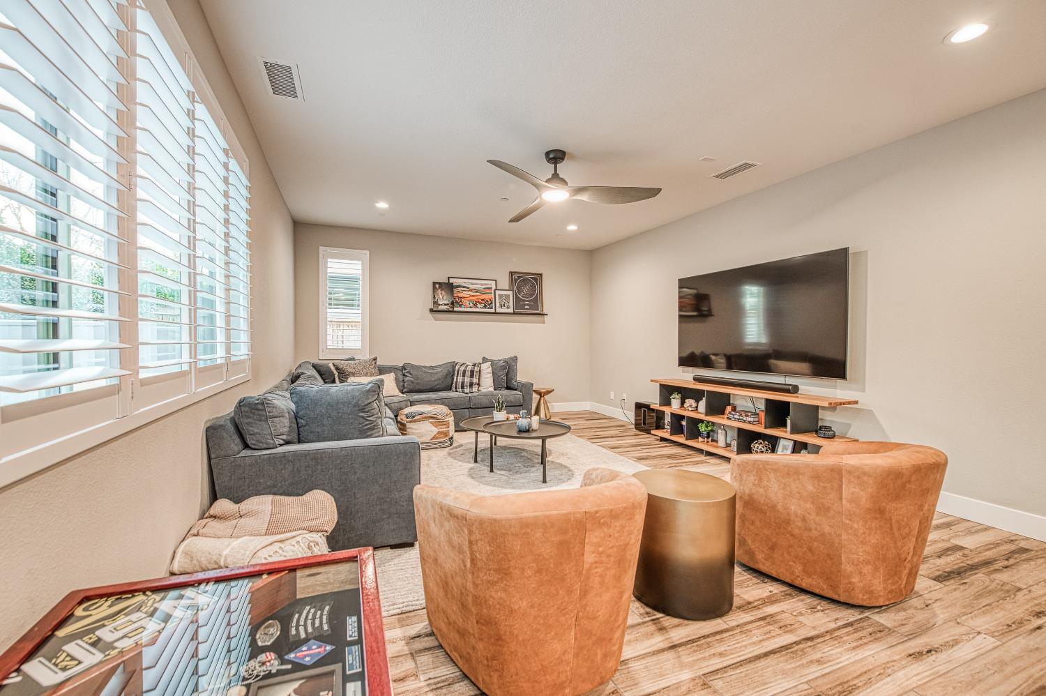 4435 Horizon Dr, Madera, CA 93636