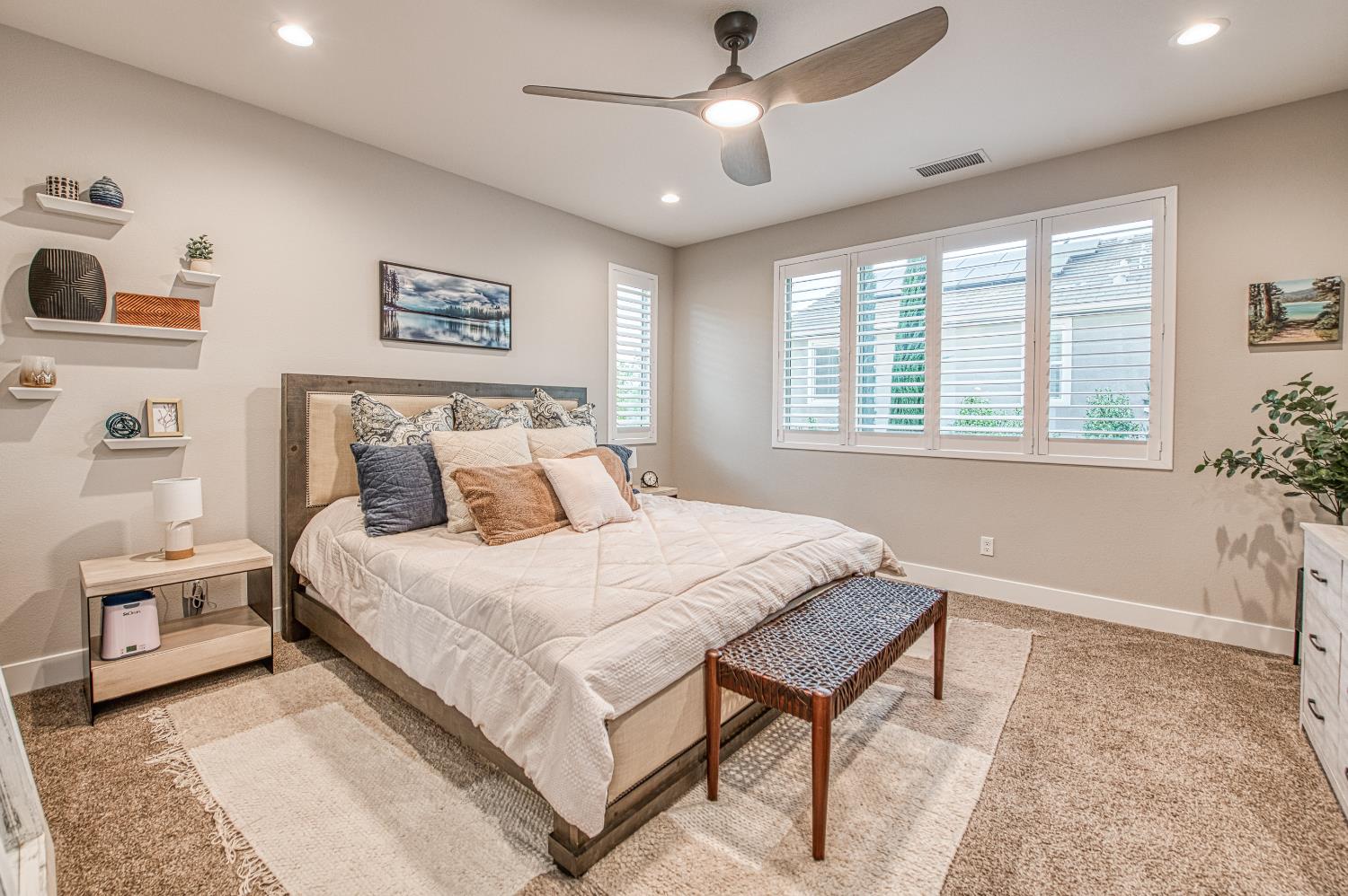 4435 Horizon Dr, Madera, CA 93636